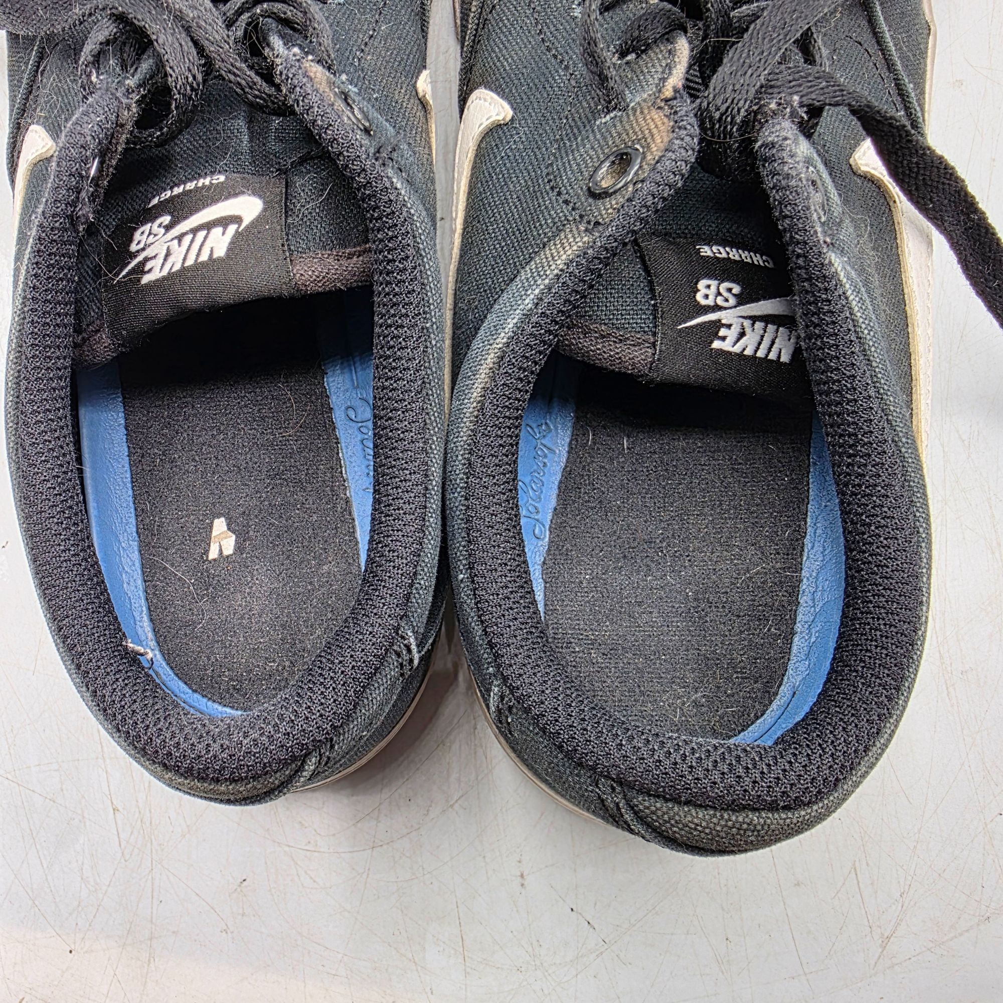 Nike Nike SB Charge Womens Size 9 Black White Sneaker Shoes Casua Size US 9 / EU 42 - 6 Thumbnail