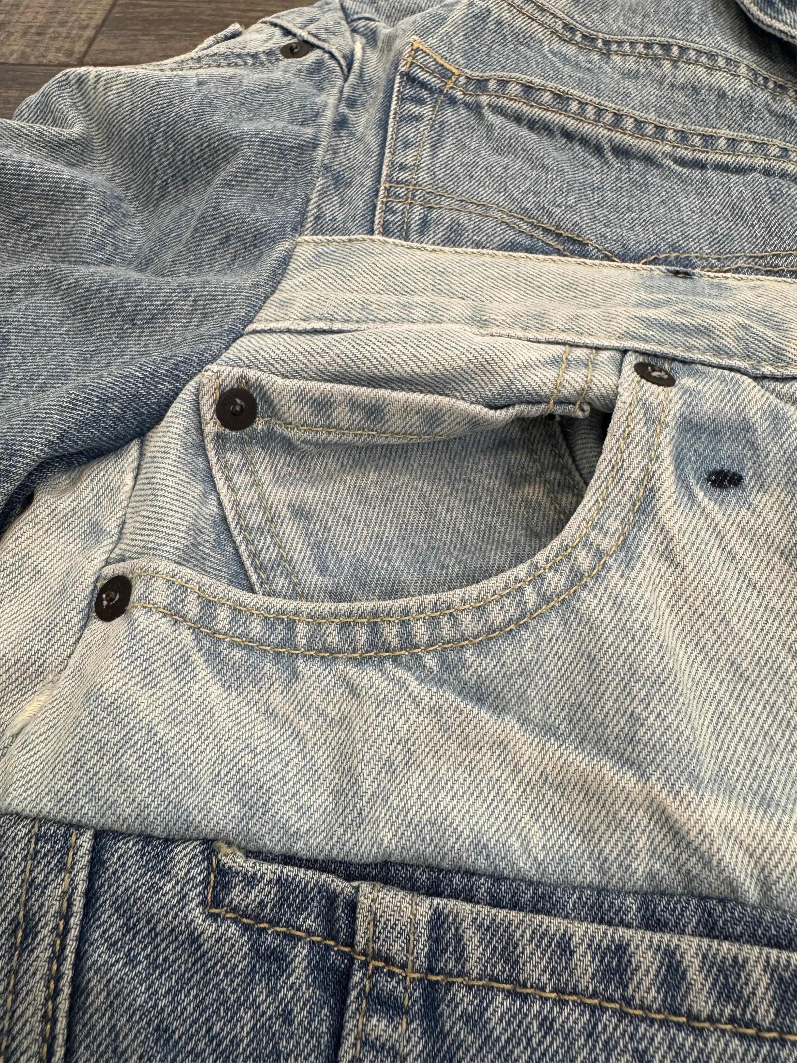 Levi's × Vetements Vetements Levi's Reworked Denim Jacket Homme Ete 2018 Size US M / EU 48-50 / 2 - 8 Thumbnail