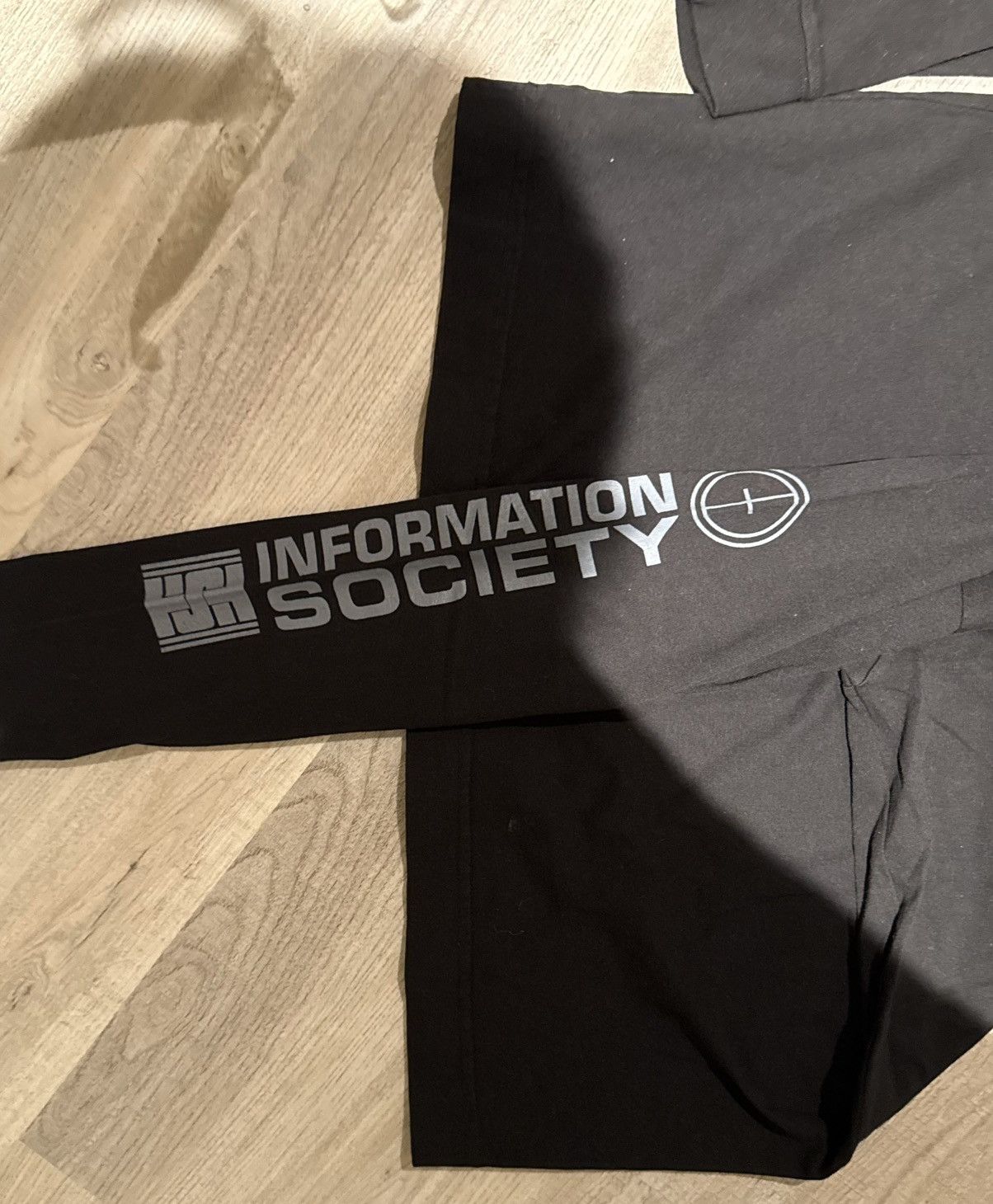 Self Edge Information society graphic L/S T Size US XL / EU 56 / 4 - 4 Thumbnail