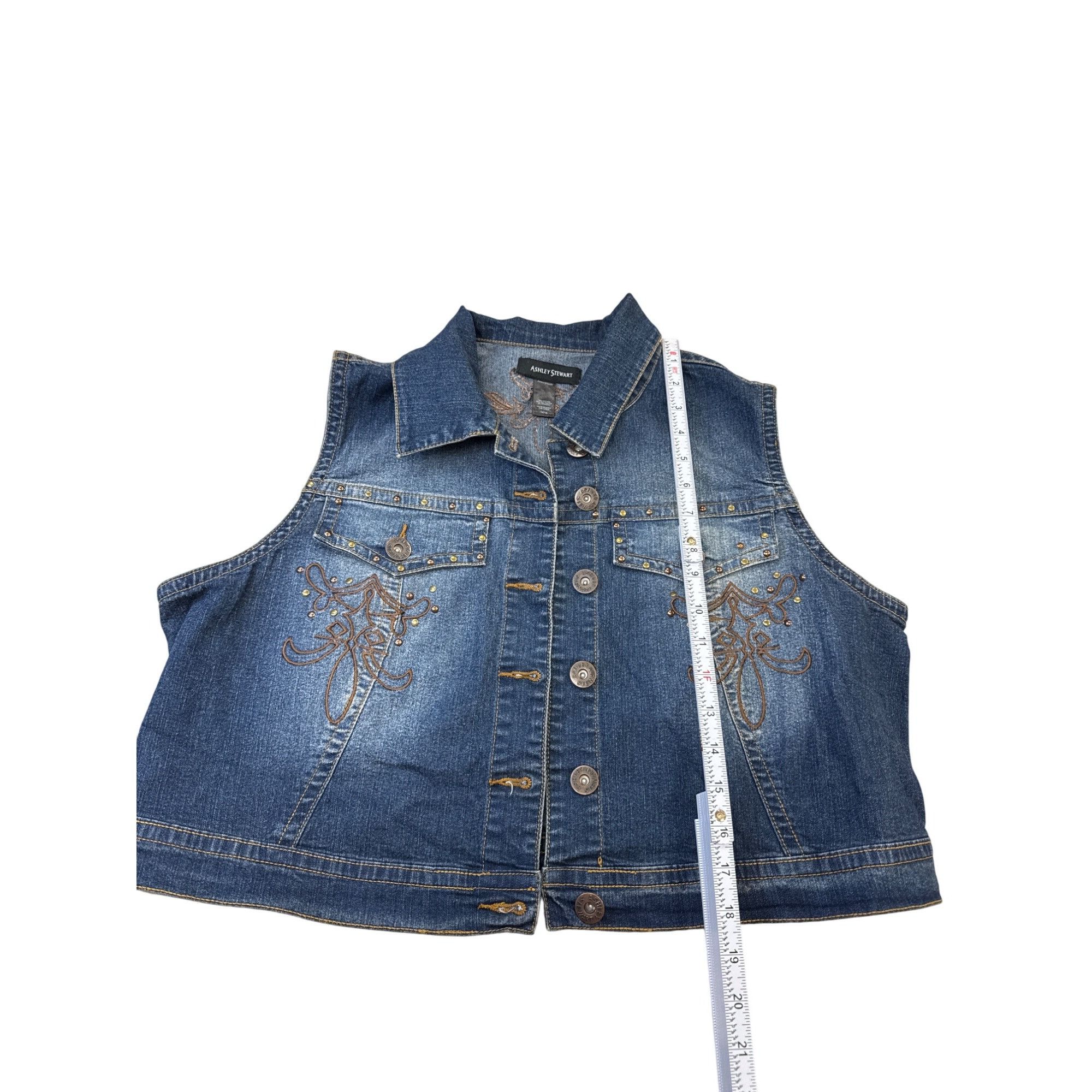 Designer Ashley Stewart Womens Blue Denim Embroidered Vest Size 14/16 Size XL / US 12-14 / IT 48-50 - 6 Thumbnail