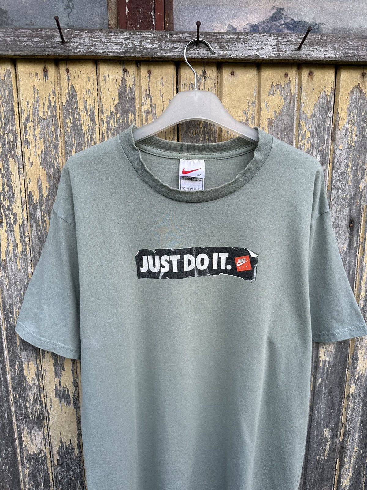 Nike Vintage Nike Center Just Do It Sunfaded Tshirt A515 Size US L / EU 52-54 / 3 - 2 Thumbnail