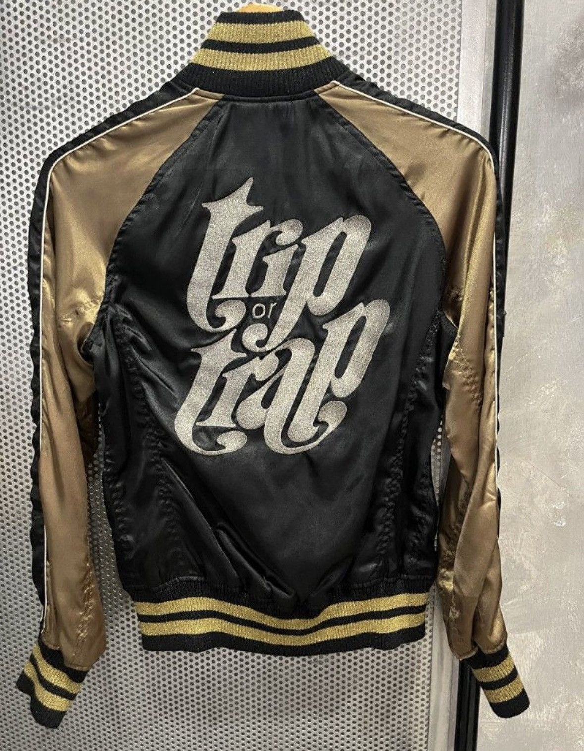 Hysteric Glamour 🔥HOT🔥 VINTAGE HYSTERIC GLAMOUR "TRIP OR TRAP" BACKHIT JACKET Size US S / EU 44-46 / 1 - 2 Thumbnail