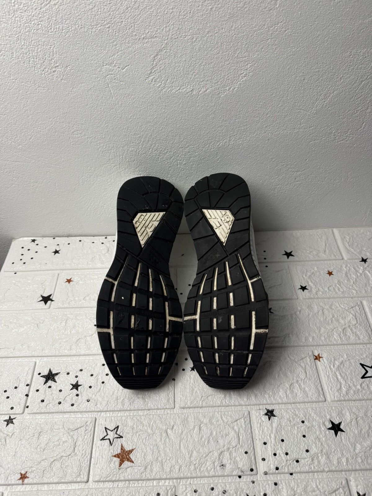 Emporio Armani Emporio Armani Men US9 UK8 EUR42 Sneakers White Leather Size US 9 / EU 42 - 13 Thumbnail