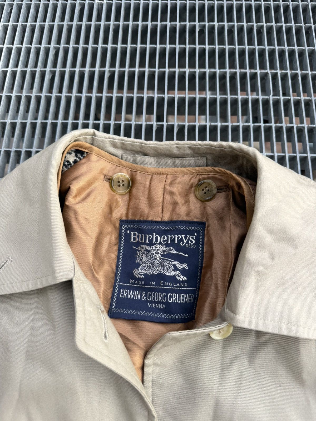 Burberry Burberrys Nova Check Insulated Trench Coat Size US XL / EU 56 / 4 - 5 Thumbnail