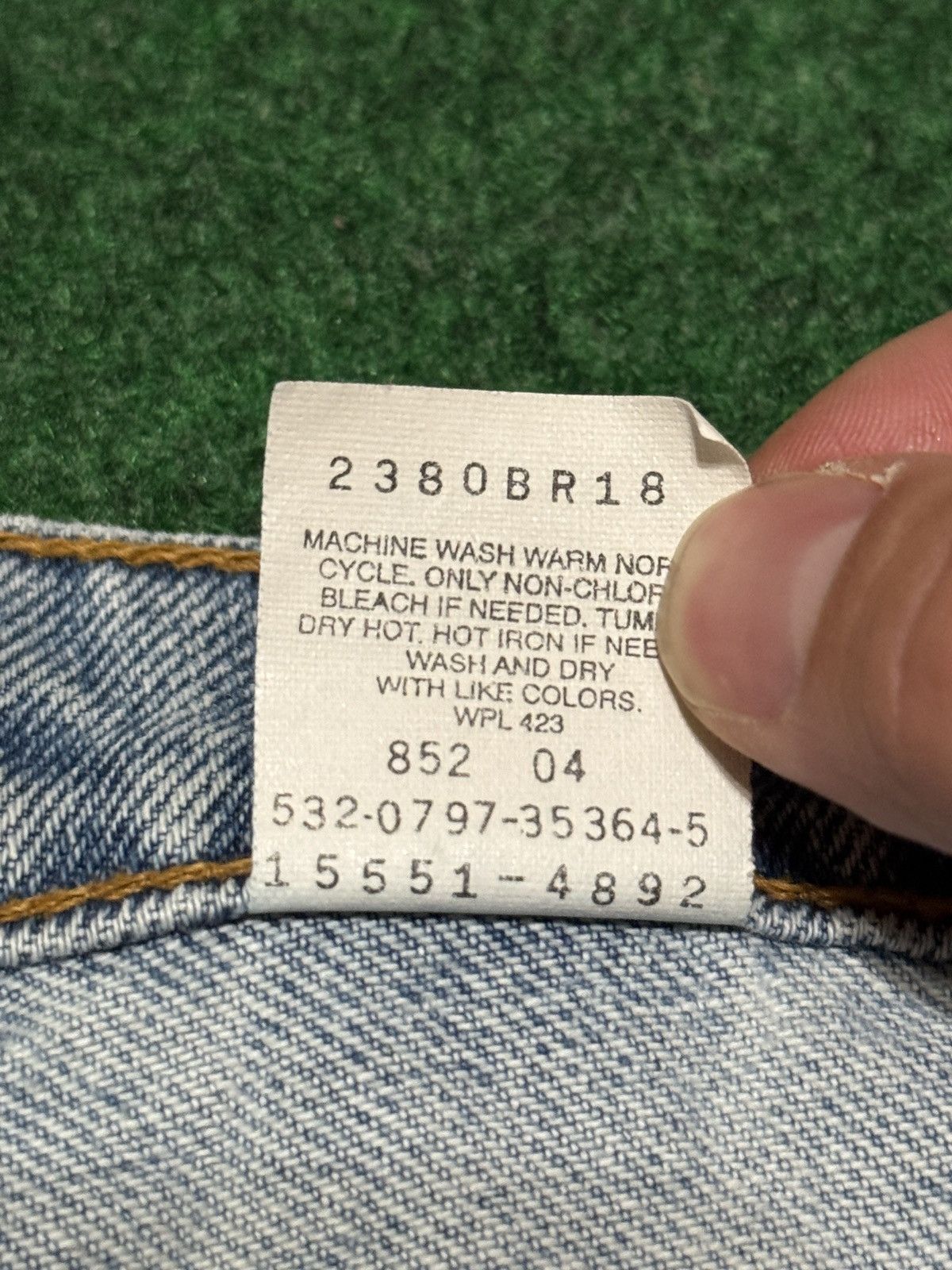 Levi's Vtg 90s Levi’s 550 Relaxed Fit USA Made Light Wash Jeans Size 31" - 5 Thumbnail