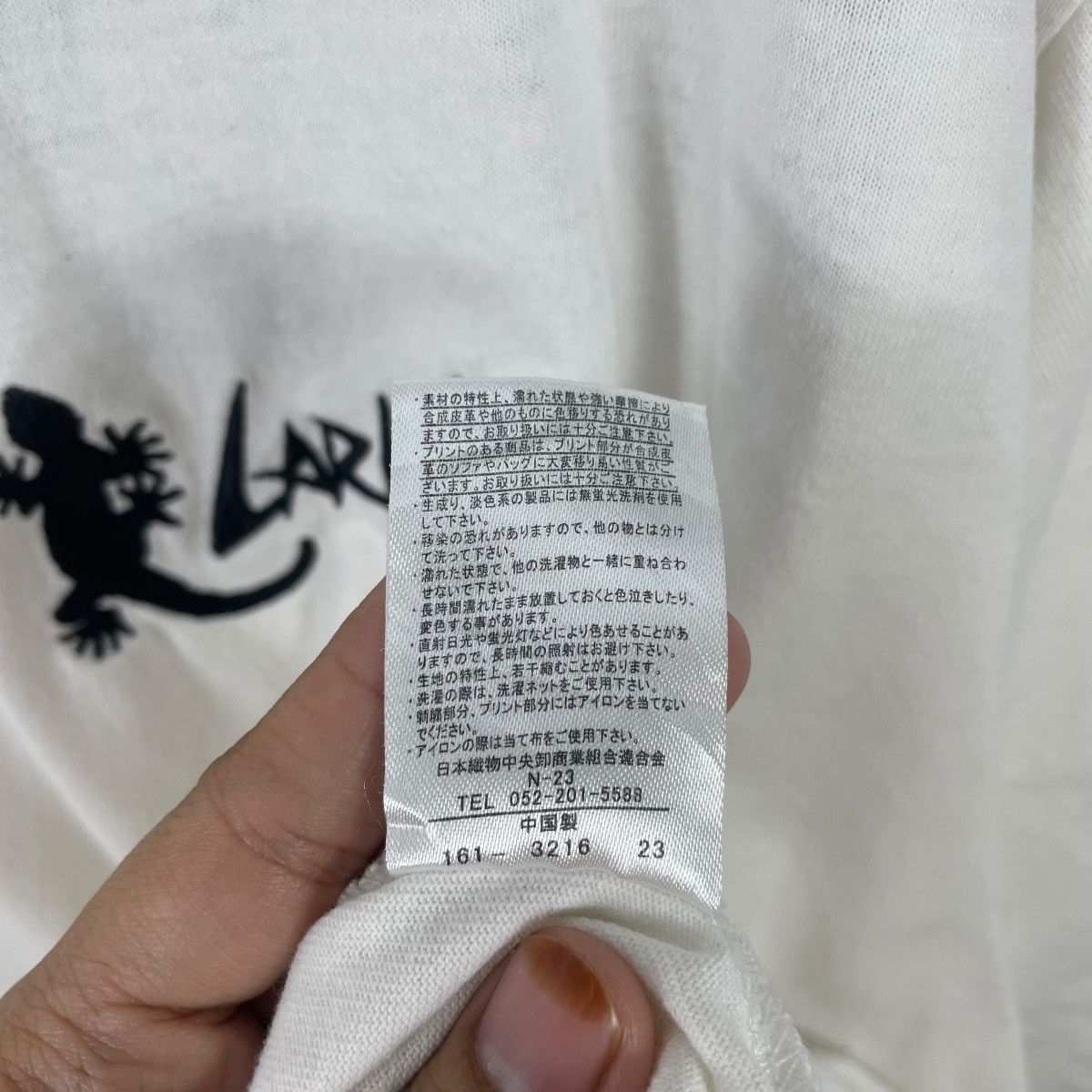 Japanese Brand LARKiNS Paisley Embroider White Tshirt Size US XXL / EU 58 / 5 - 8 Thumbnail