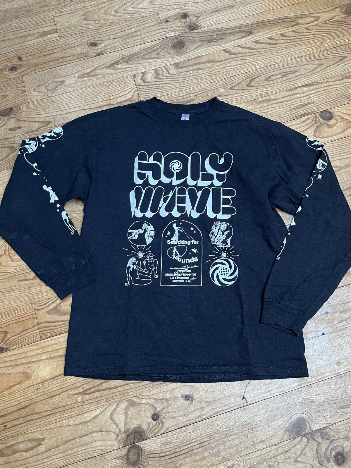 Band Tees Holy Wave band Egg long sleeve tee Size US L / EU 52-54 / 3 - 1 Thumbnail
