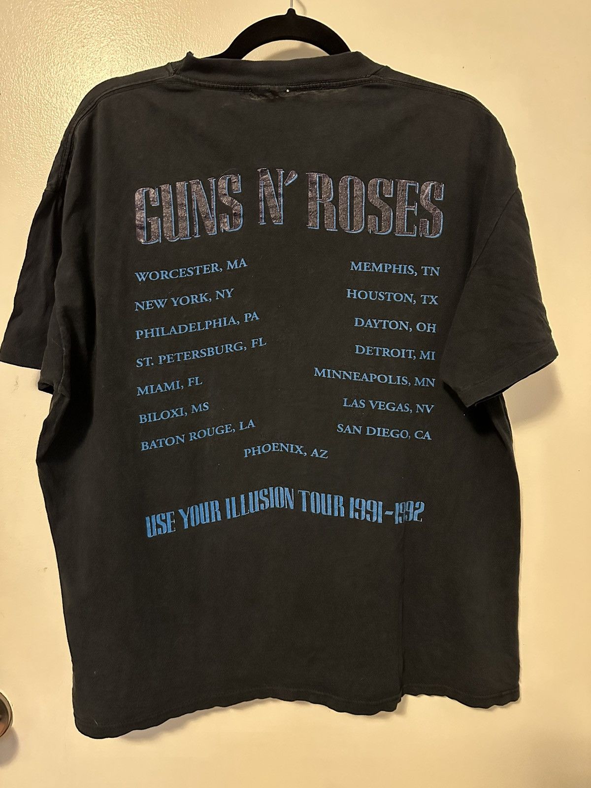 Vintage Guns N’ Roses Use Your Illusion II 91-92 Tour Size US XL / EU 56 / 4 - 4 Thumbnail