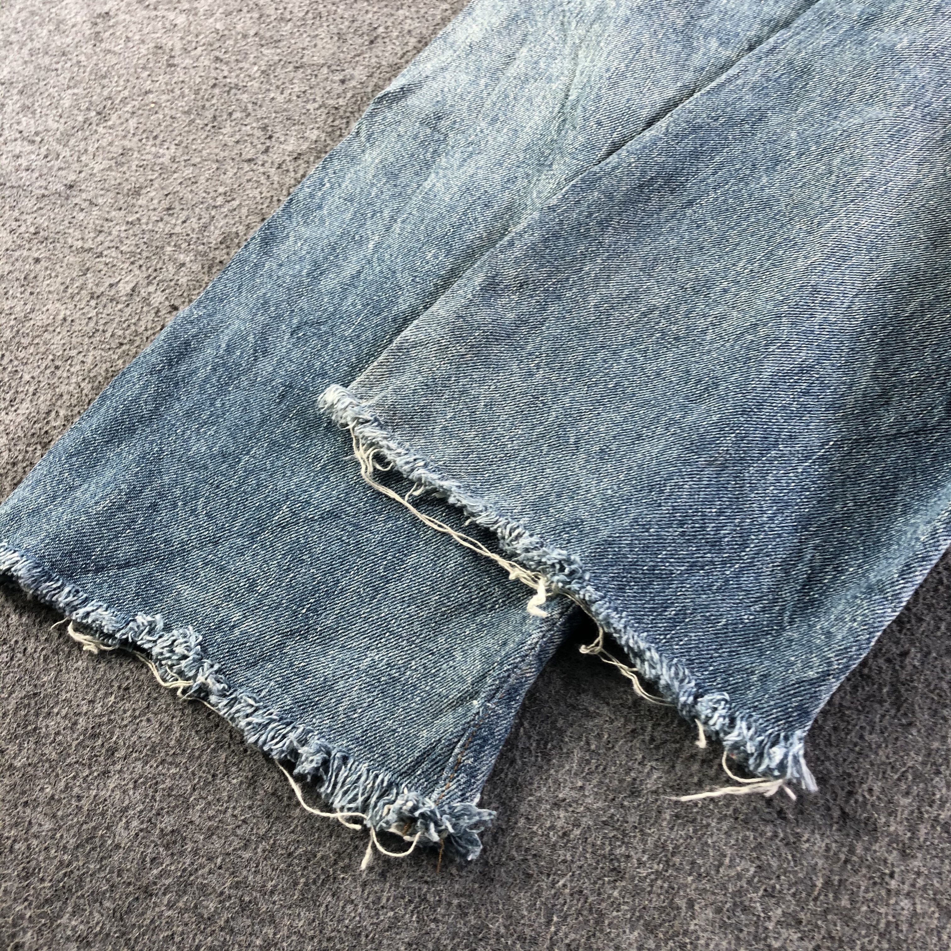 Levi's Vintage 90s Blue Wash Levis 502 Jeans-J3770 Size US 29 - 7 Thumbnail