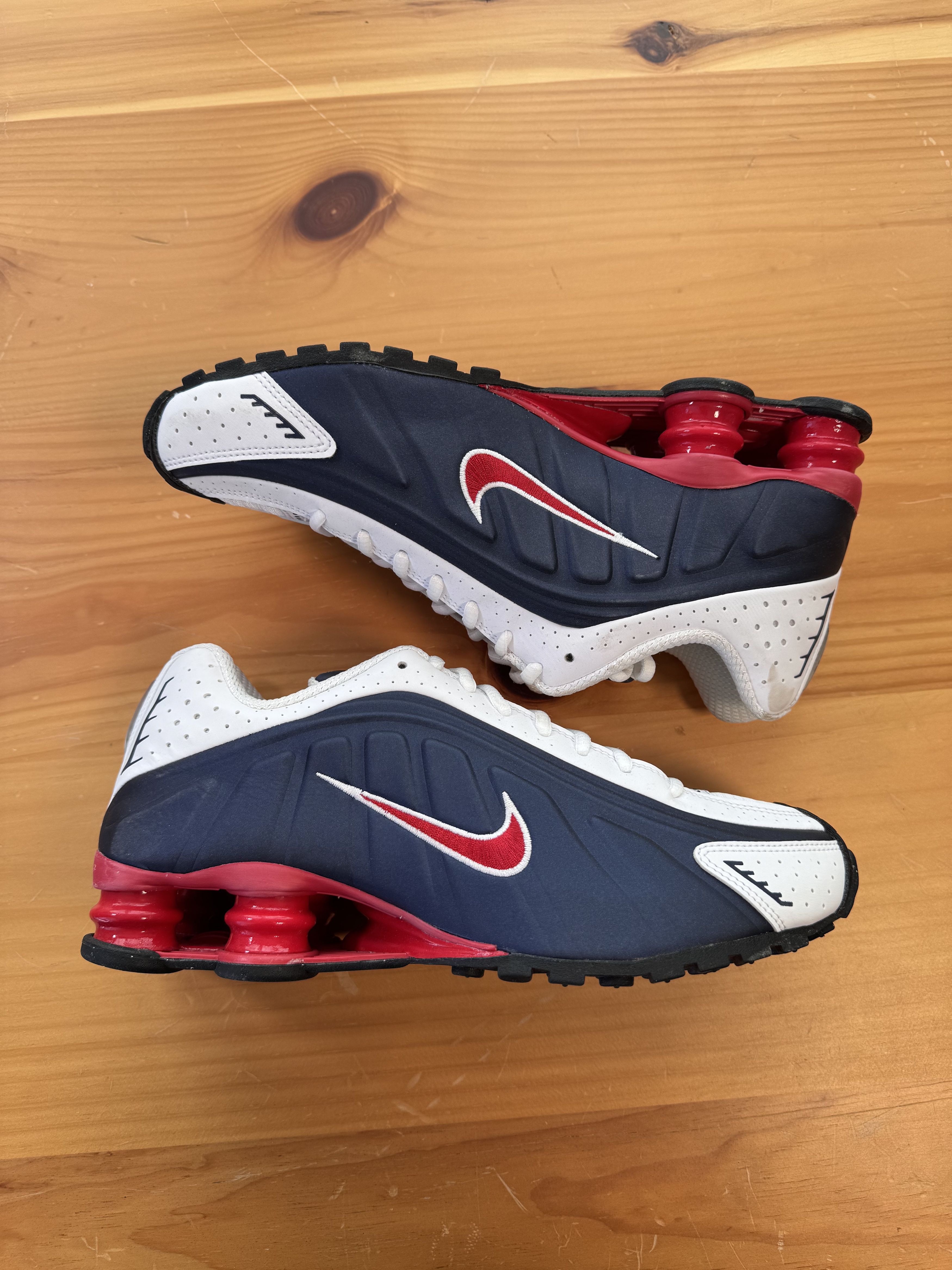 Nike Nike Shox r4 Size US 8.5 / EU 41-42 - 1 Thumbnail