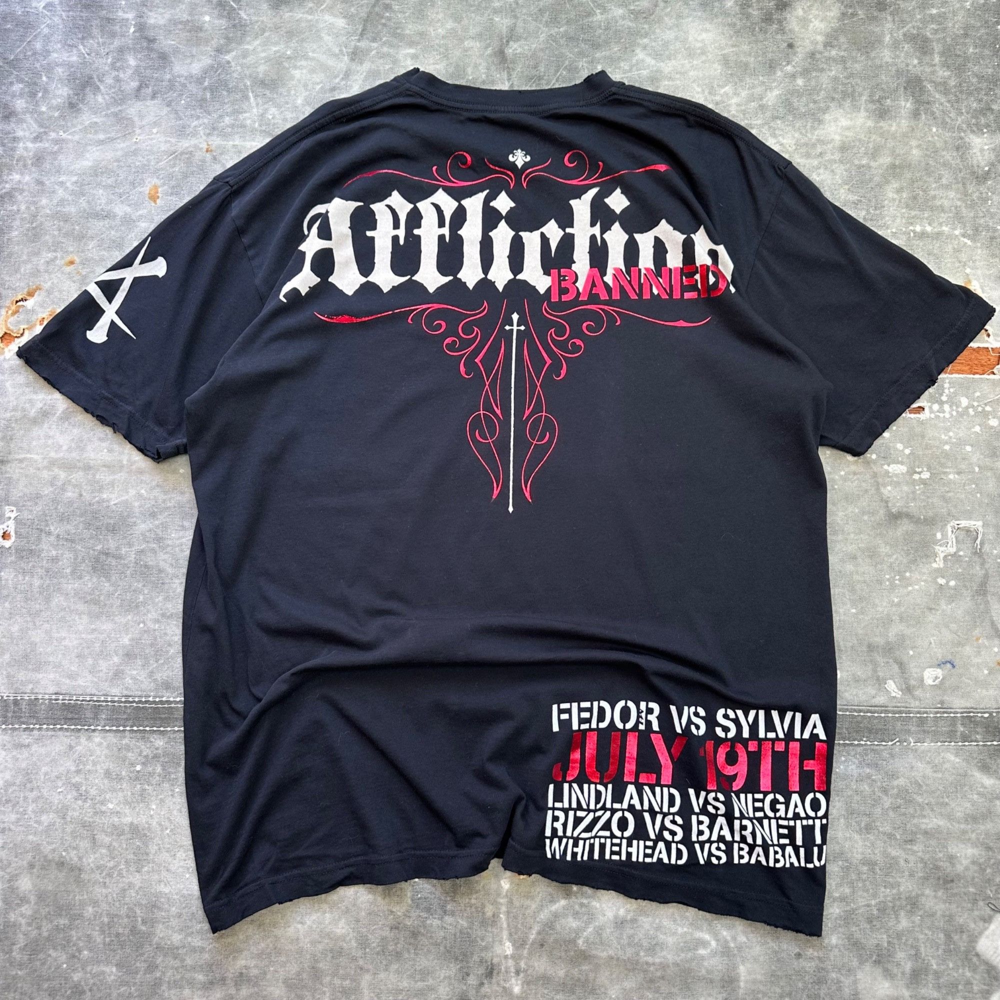Affliction × Vintage Vintage Y2K Affliction Banned MMM Baggy Shirt Size US XXL / EU 58 / 5 - 2 Thumbnail
