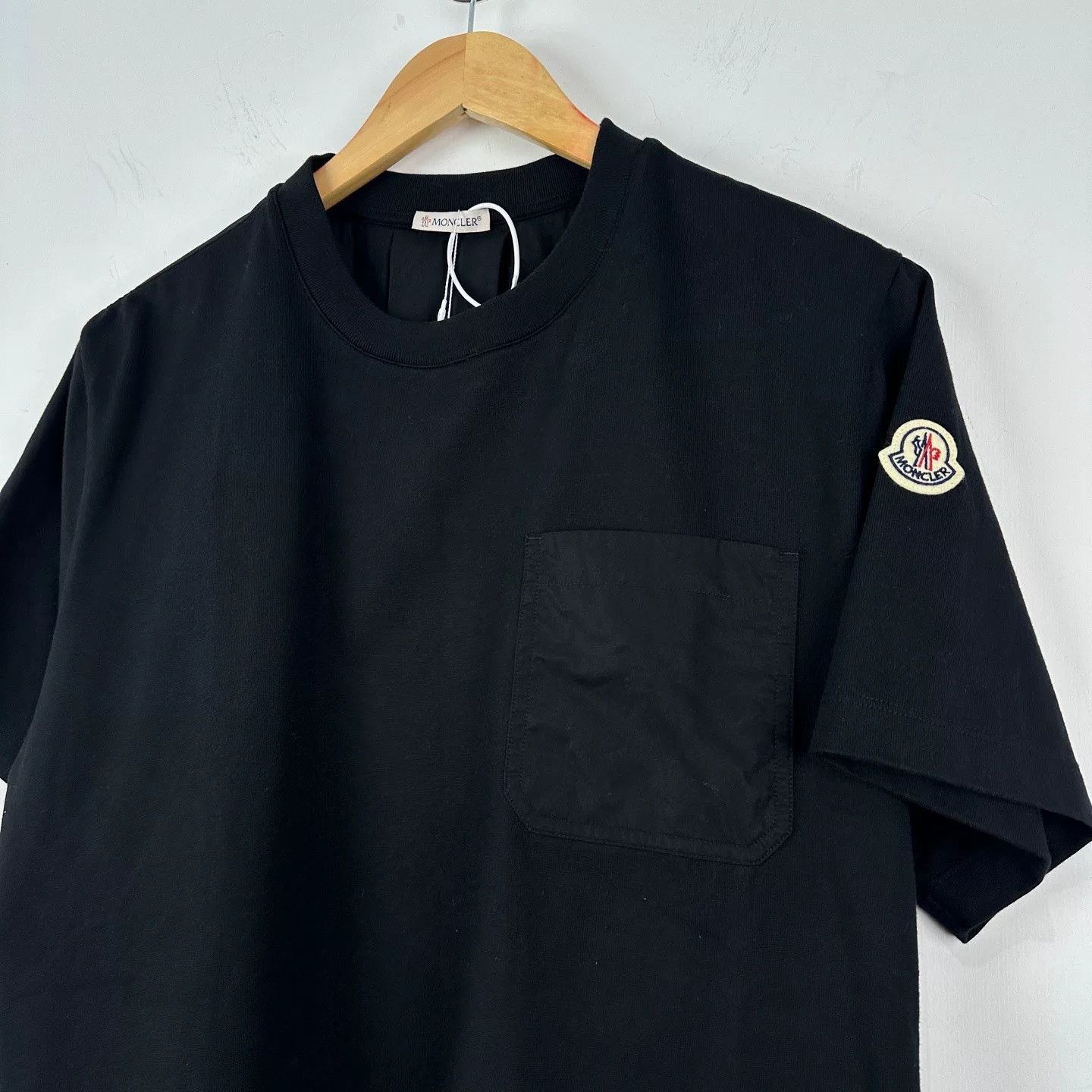 Moncler Moncler 25 Pocket Short-Sleeve L Size US XXS / EU 40 - 4 Thumbnail