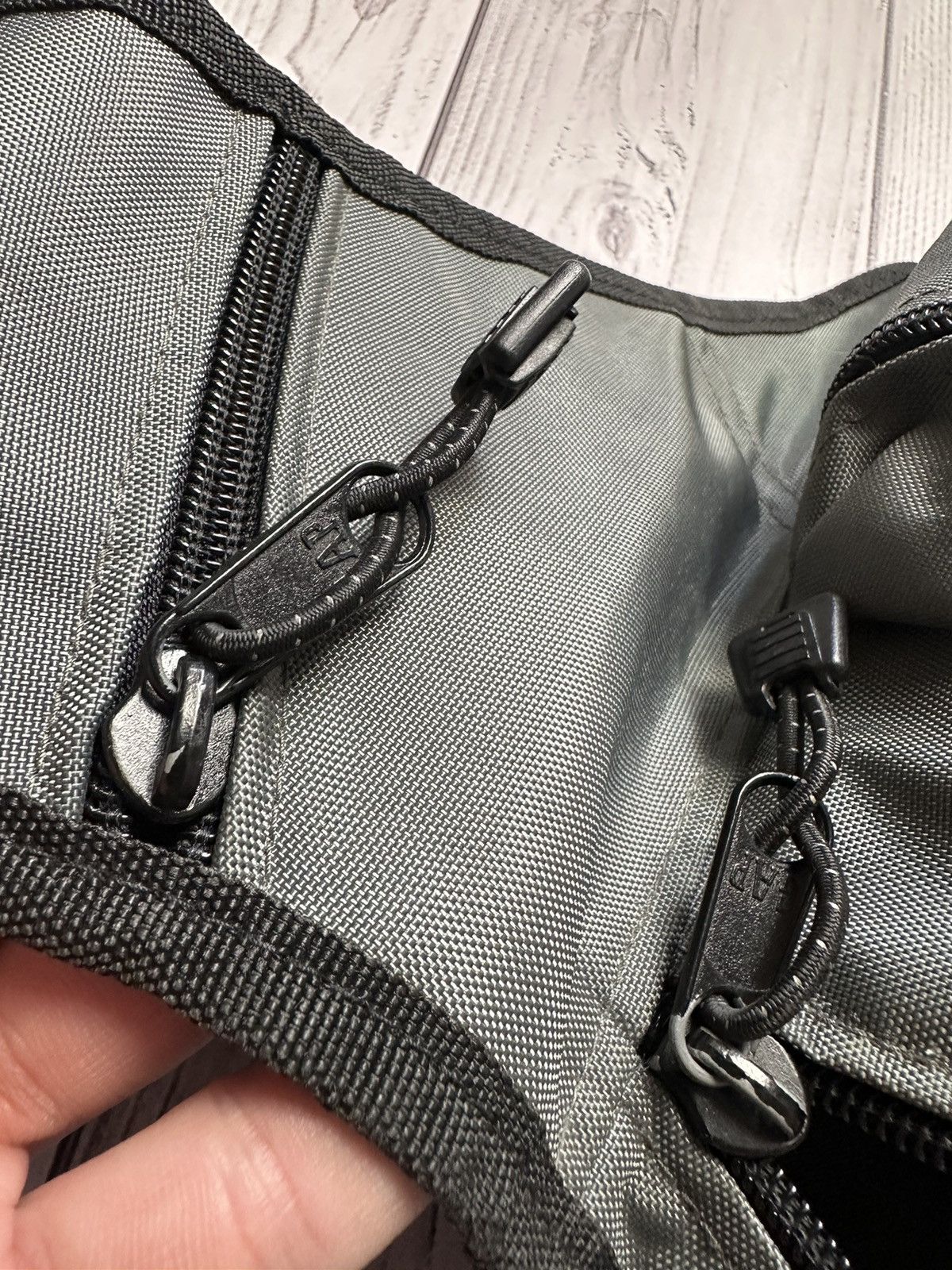 Gap × Vintage gap sling bag avant-garde multiple pocket rare Y2K Size ONE SIZE - 12 Thumbnail