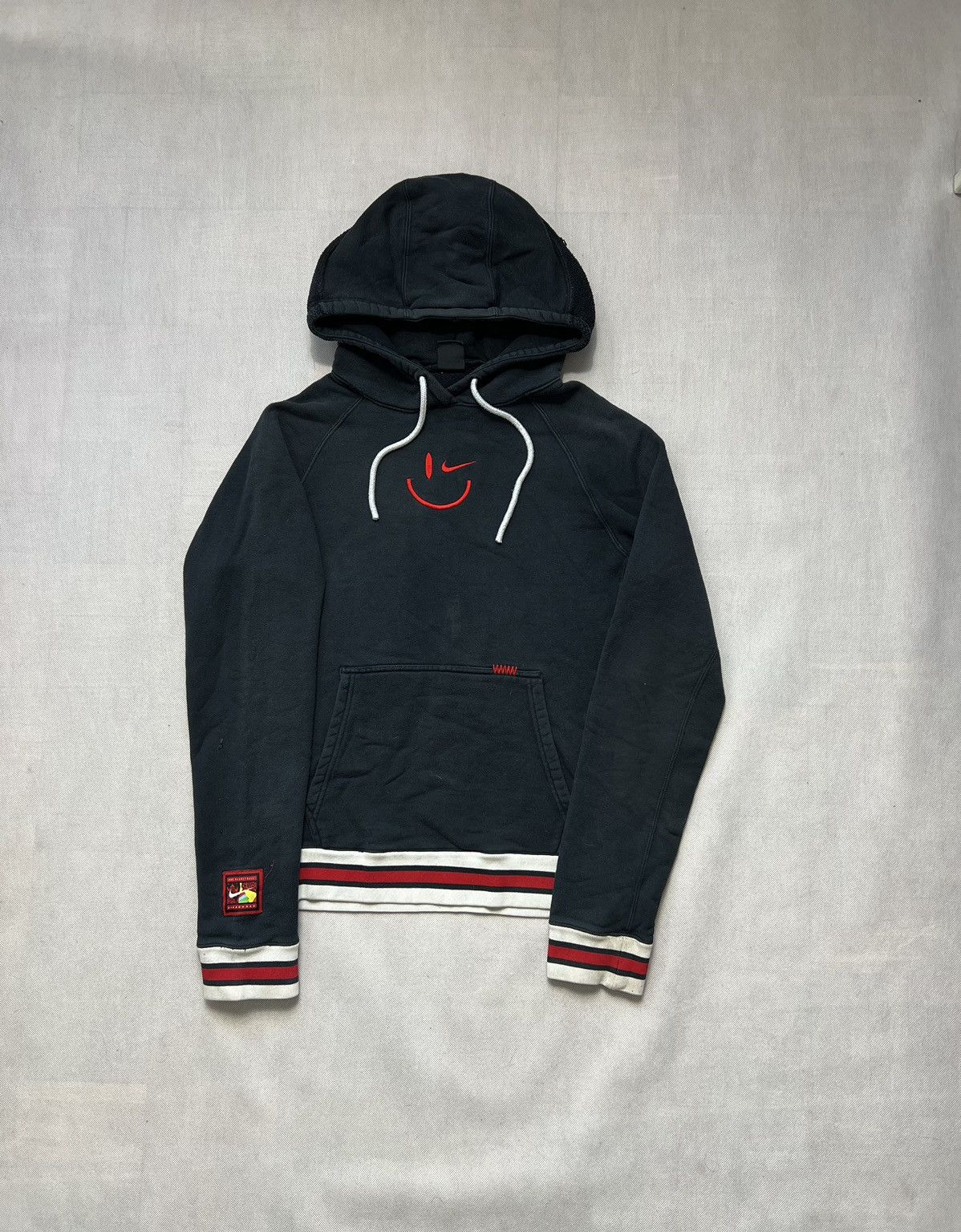 Nike Great Hoodie Nike center logo y2k Size US M / EU 48-50 / 2 - 1 Thumbnail