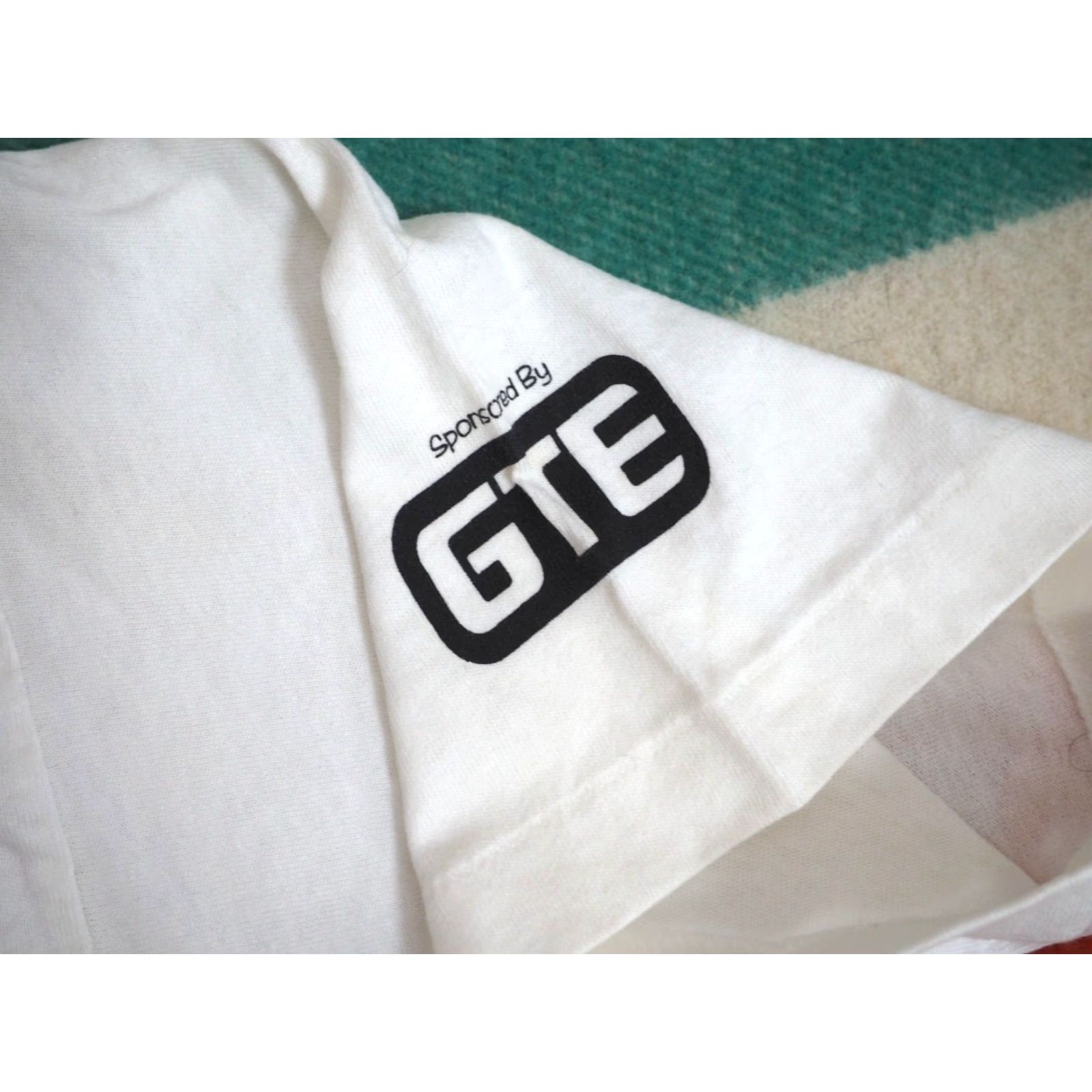 Quiksilver VTG 90s Quiksilver USC Olympic Swim Stadium Phelps White Surf Tee T-Shirt Mens L Size US L / EU 52-54 / 3 - 6 Thumbnail