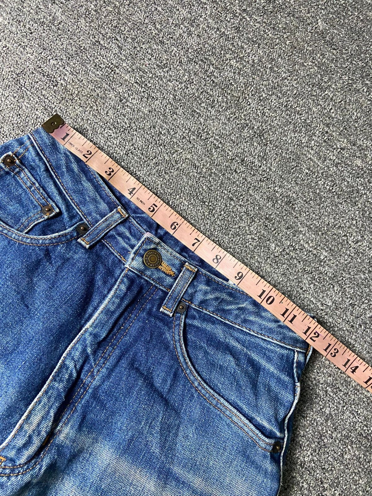 Wrangler Vintage WRANGLER GALS Distressed Denim Jeans (132) Size US 26 / EU 42 - 8 Thumbnail