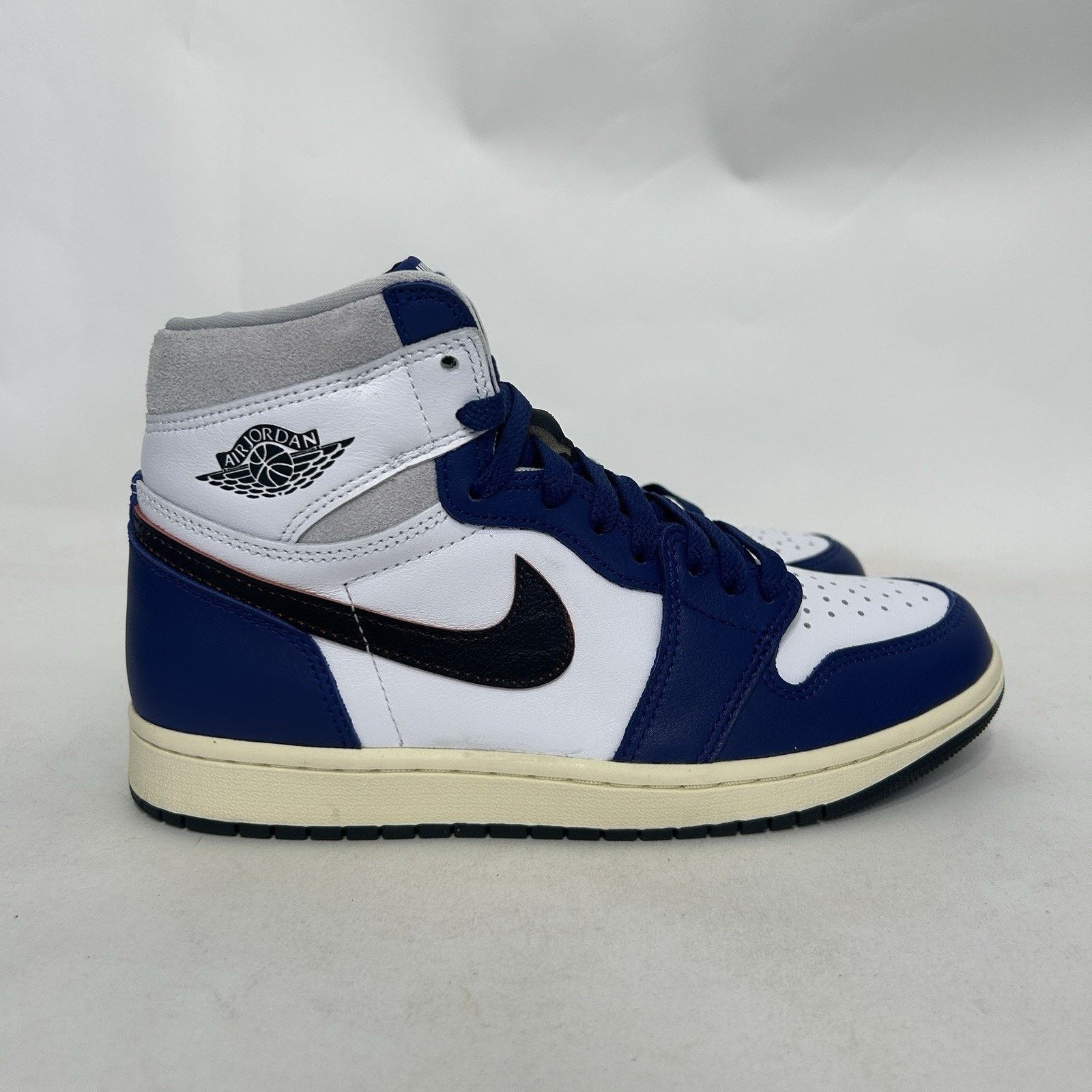 Nike Nike Air Jordan 1 High Retro OG “Rare Air/Blue White” Size US 8 / EU 41 - 4 Thumbnail