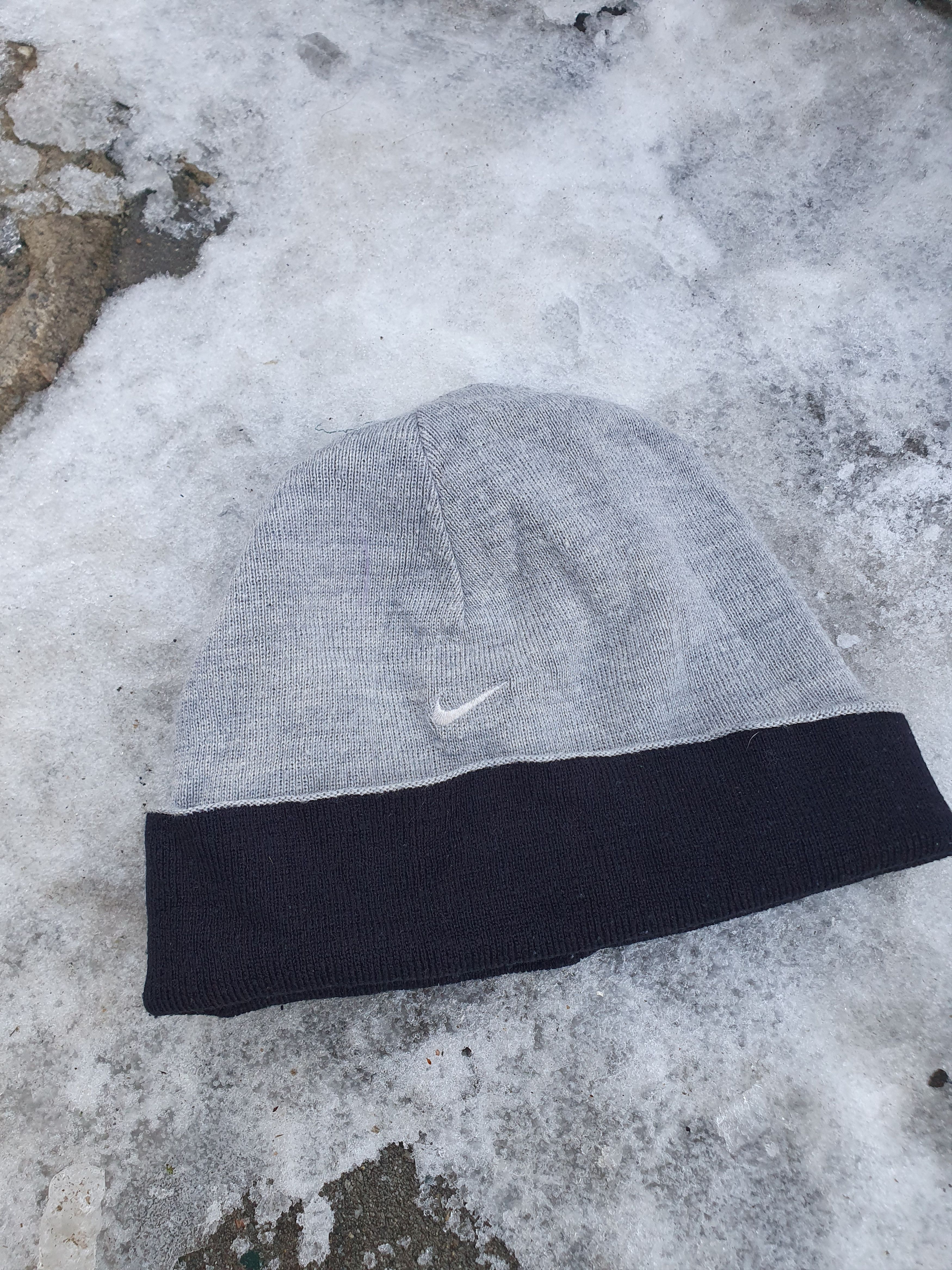 Nike × Vintage Nike Reversible Beanie Vintage Double Sided Winter Hat Size ONE SIZE - 2 Thumbnail