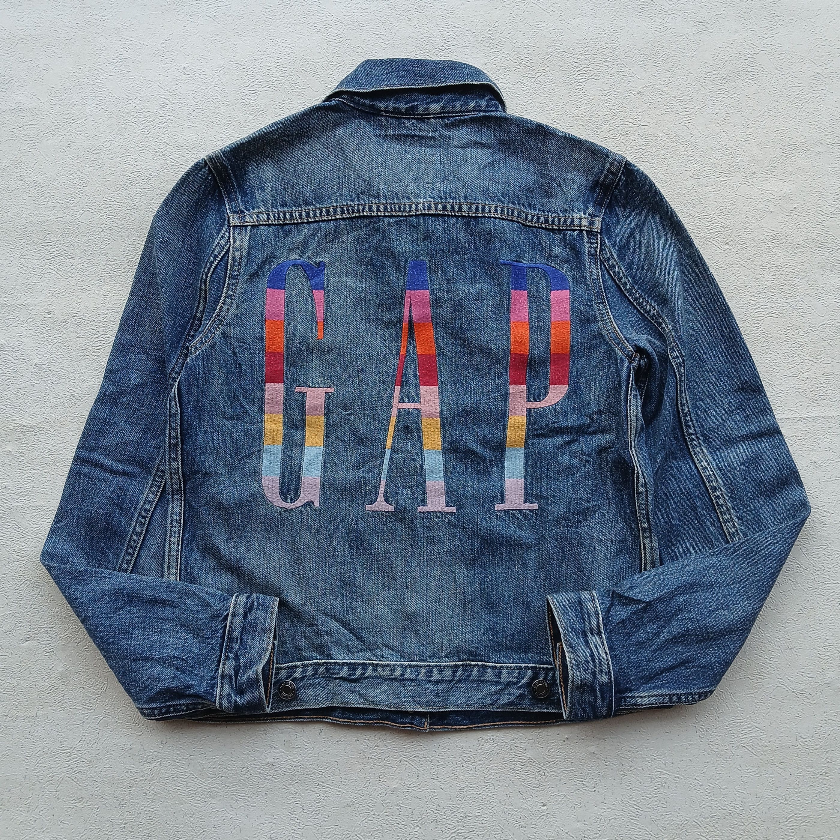 Gap × Vintage Gap big logo rainbow embroidery denim jacket women Size S / US 4 / IT 40 - 1 Thumbnail