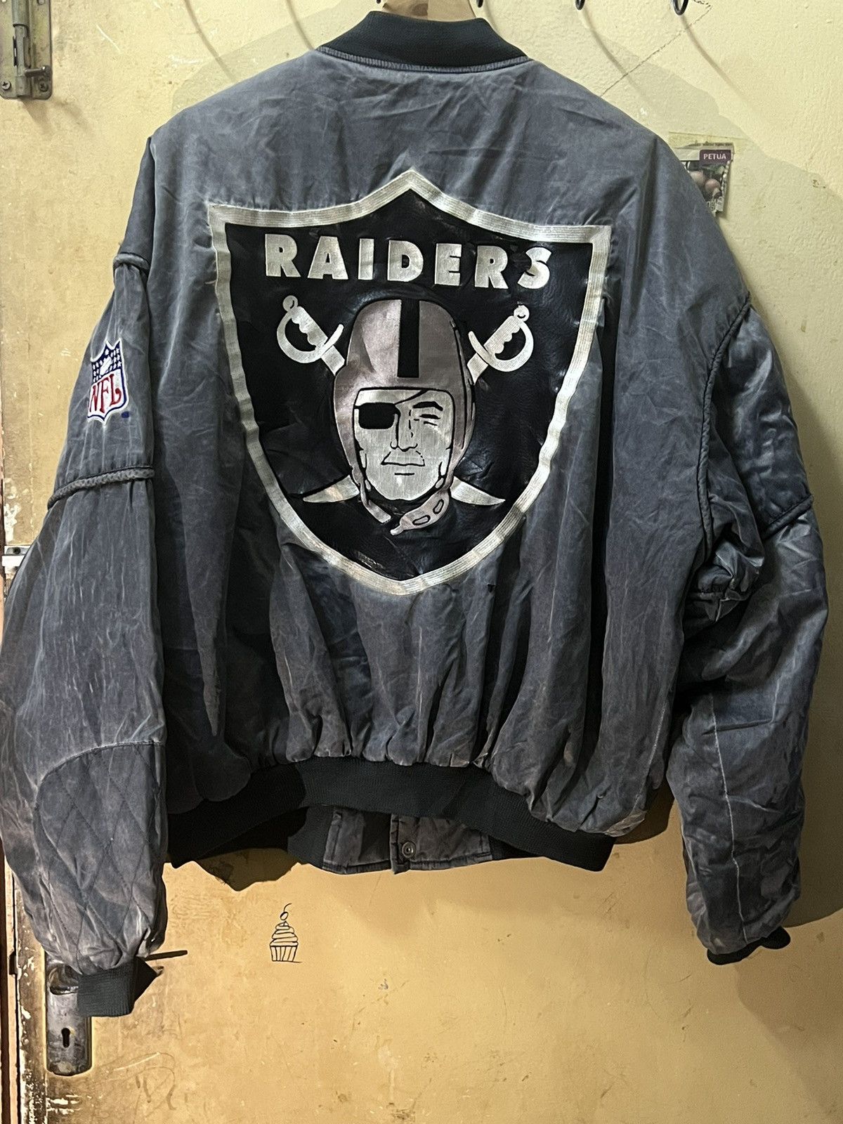NFL NFL Raiders officials east point varsity snap button jackets Size US L / EU 52-54 / 3 - 1 Thumbnail