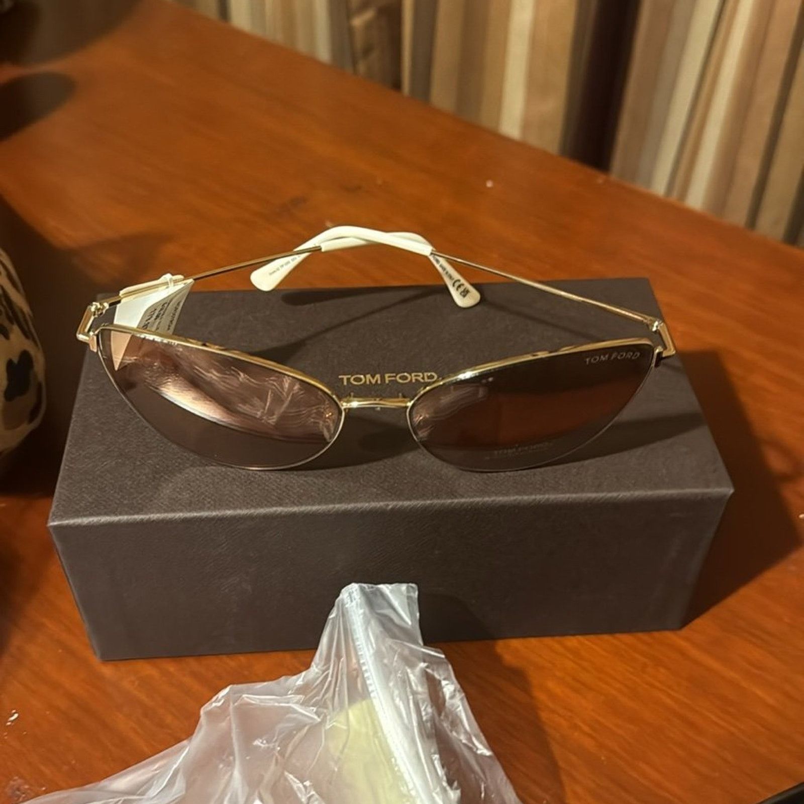 Tom Ford Tom Ford Anais 62mm Cat Eye Sunglasses Pale Gold Copper Size ONE SIZE - 6 Thumbnail