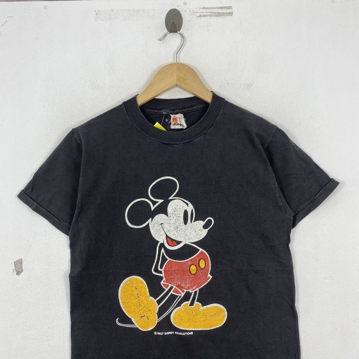 Vintage Vtg 80s Mickey Mouse Disney T-Shirt Signal Tag Made in USA S Size US S / EU 44-46 / 1 - 3 Thumbnail