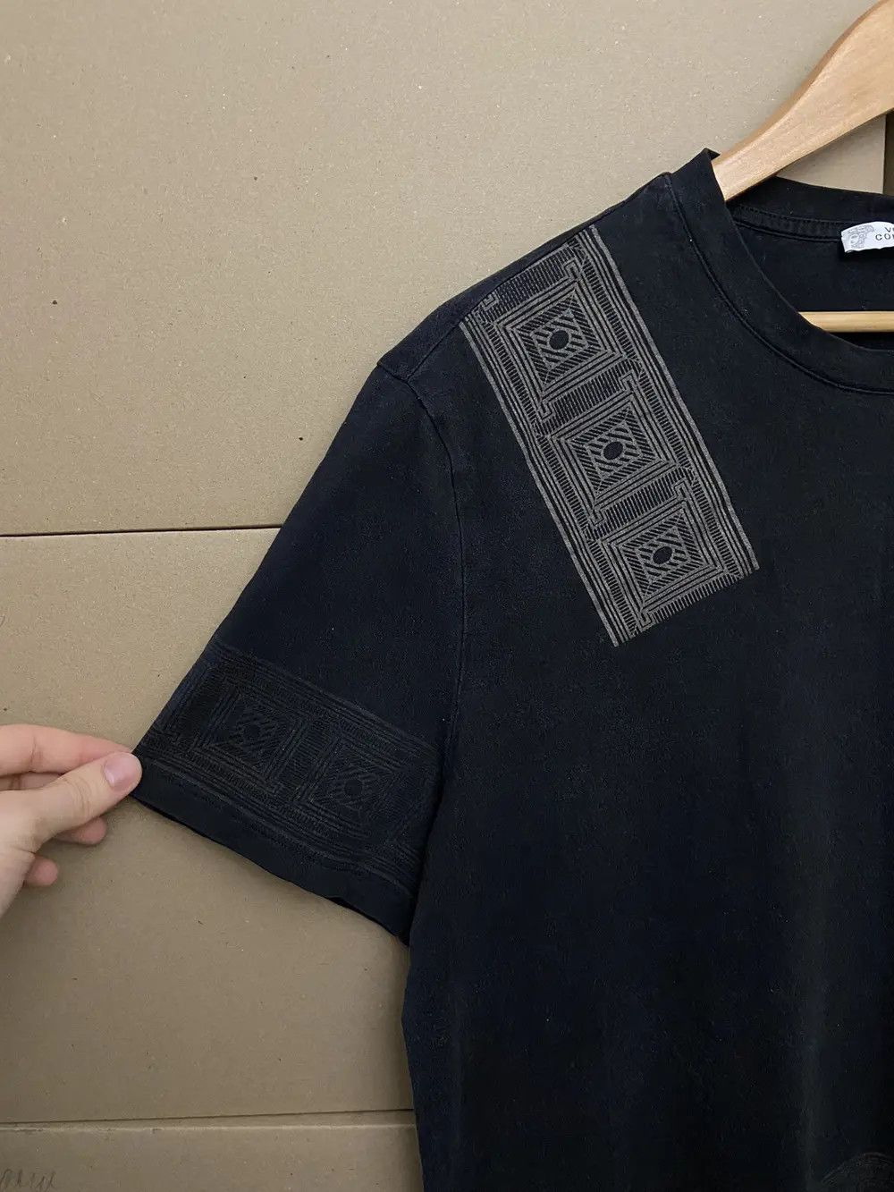 Versace VINTAGE VERSACE MEDUSA T SHIRT TEE Y2K LUXURY OLD MONEY Size US M / EU 48-50 / 2 - 7 Thumbnail