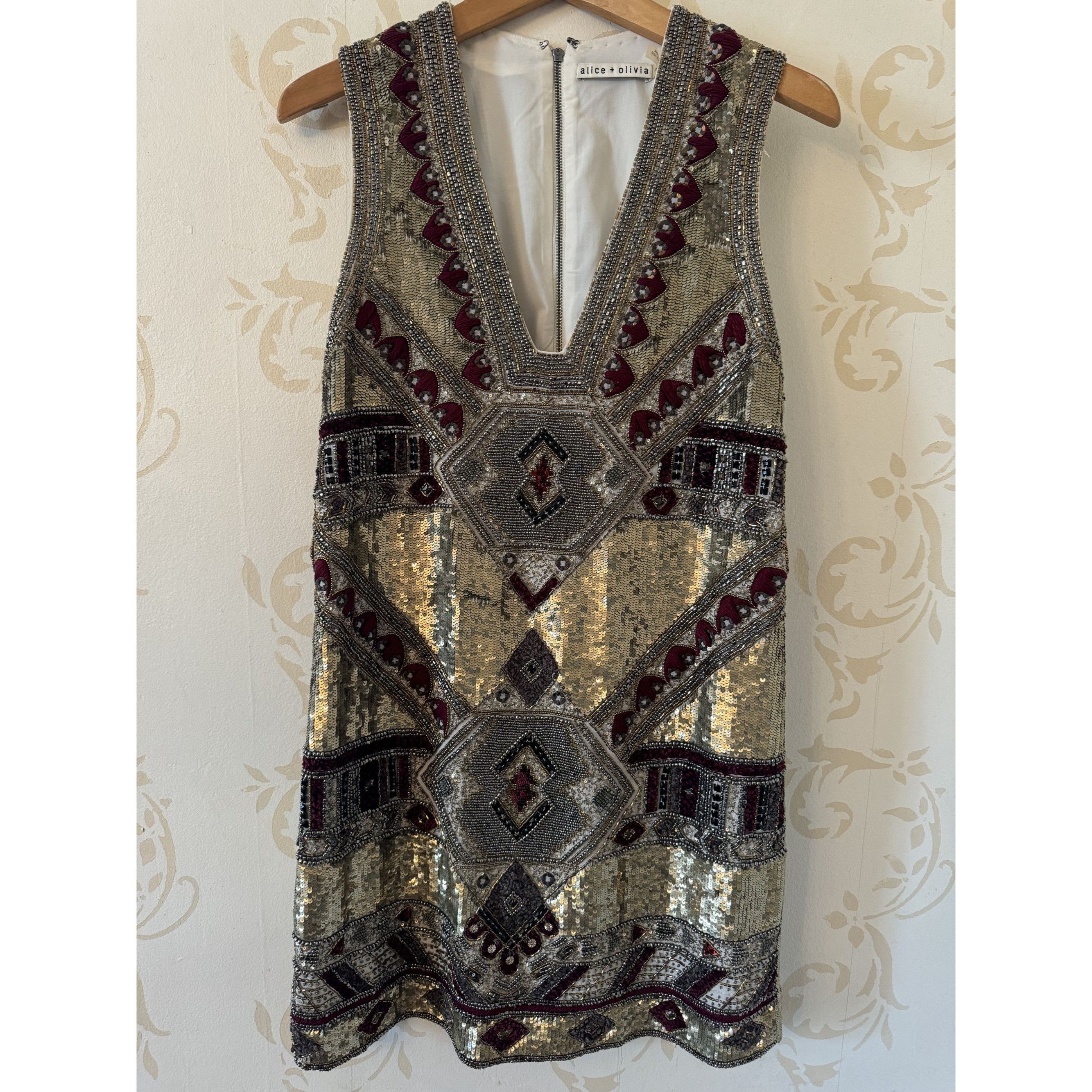 Ladies Size 2 Alice + Olivia Stunning nSequin Dress