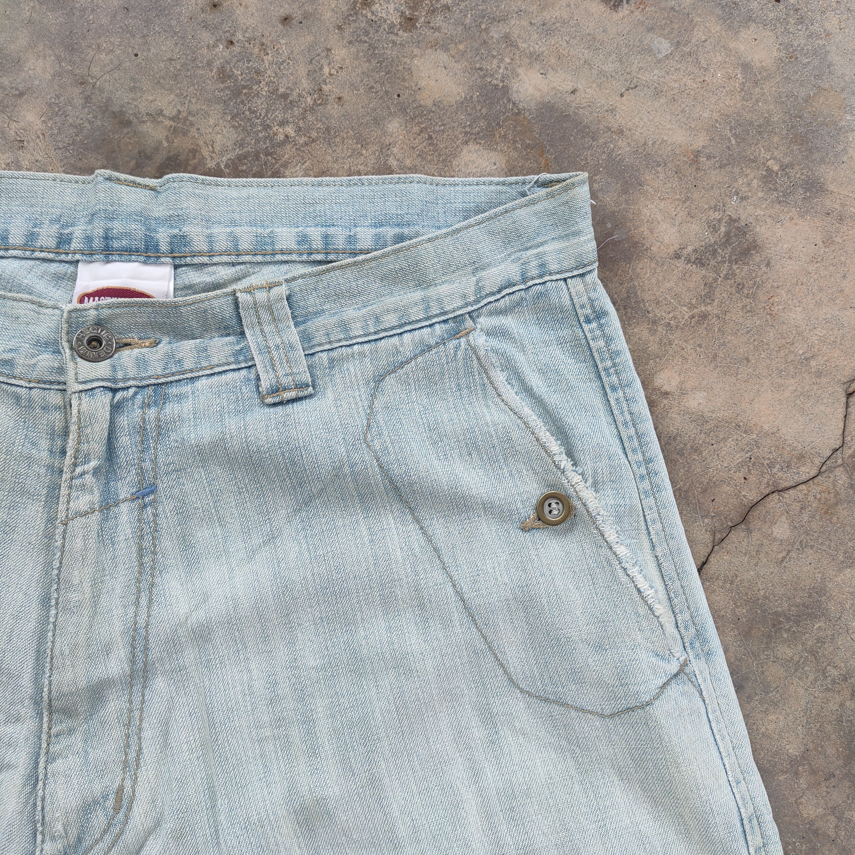 MasterPiece VINTAGE MASTERPIECE BAGGY FADED RIPPED JEANS DENIM PANTS Size US 35 - 15 Thumbnail