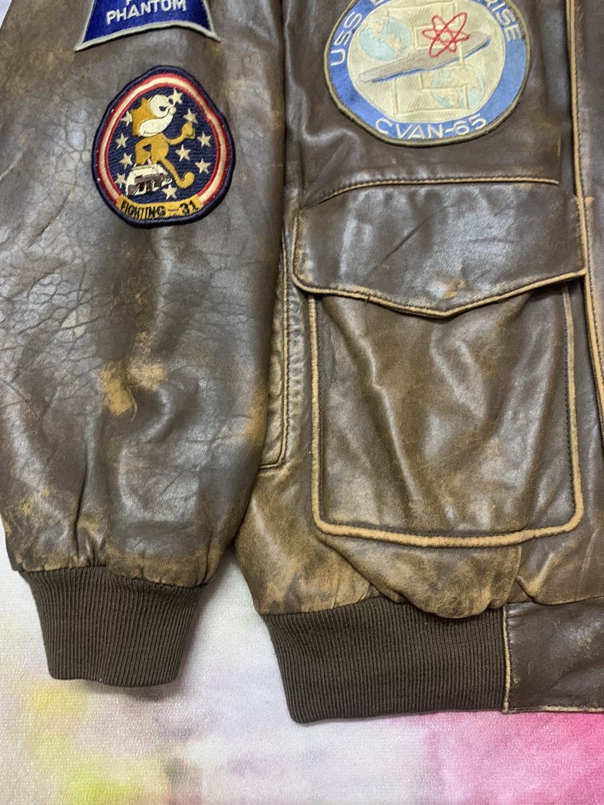 Avirex Vintage Military A-2 Patina Leather Tomcat Combat Flight Size US L / EU 52-54 / 3 - 5 Thumbnail
