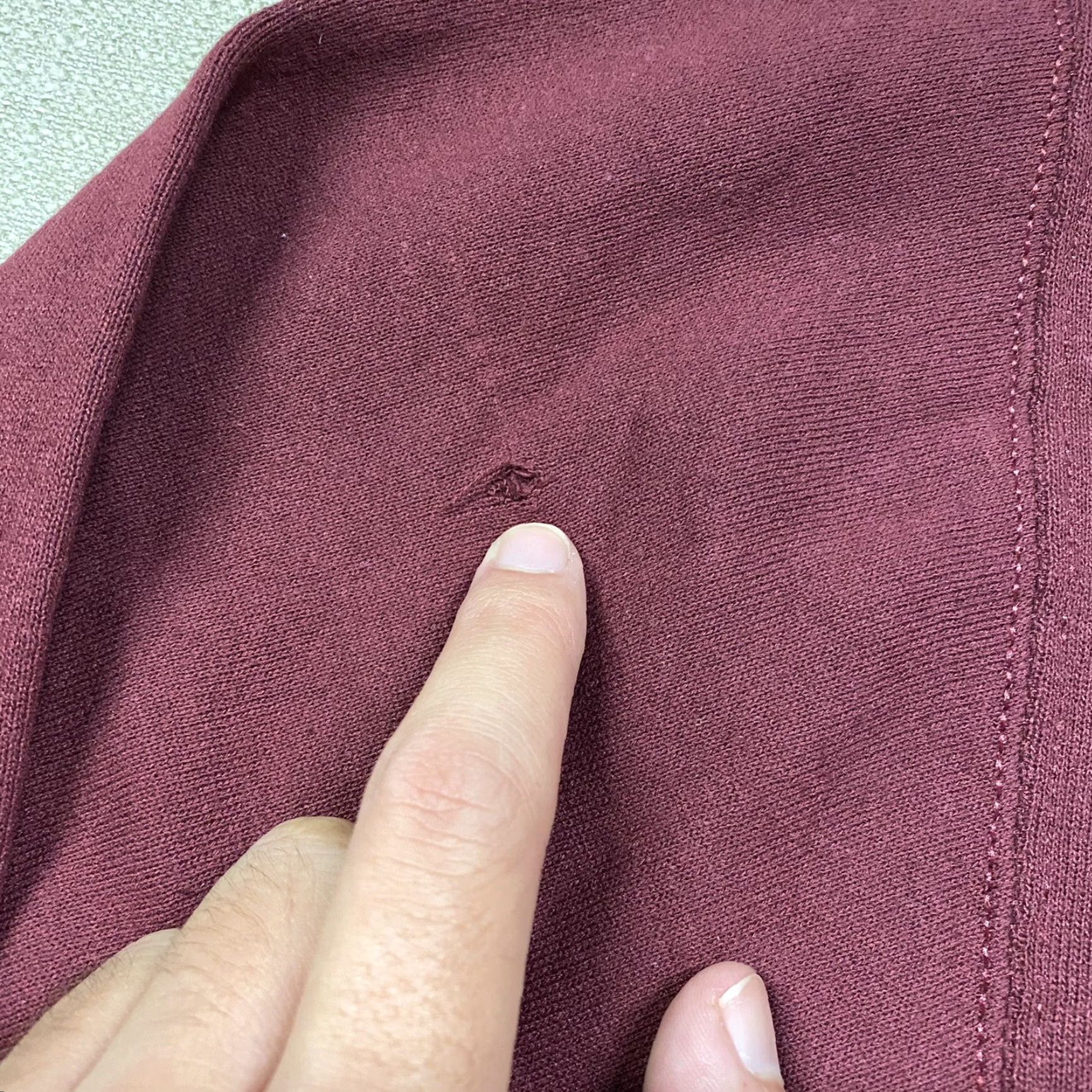 Vintage VINTAGE Russell Sweatshirt Mens M L NOS NWT USA Made V Stitch Crewneck Maroon USA Crew Neck Mens Regular Size Size US M / EU 48-50 / 2 - 4 Thumbnail