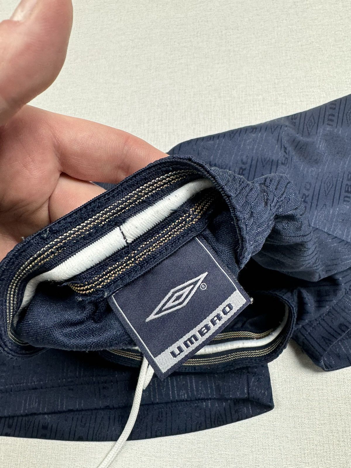 Umbro × Vintage Men’s Vintage Umbro Monogram Soccer Football Shorts size XXL Size US 36 / EU 52 - 4 Thumbnail