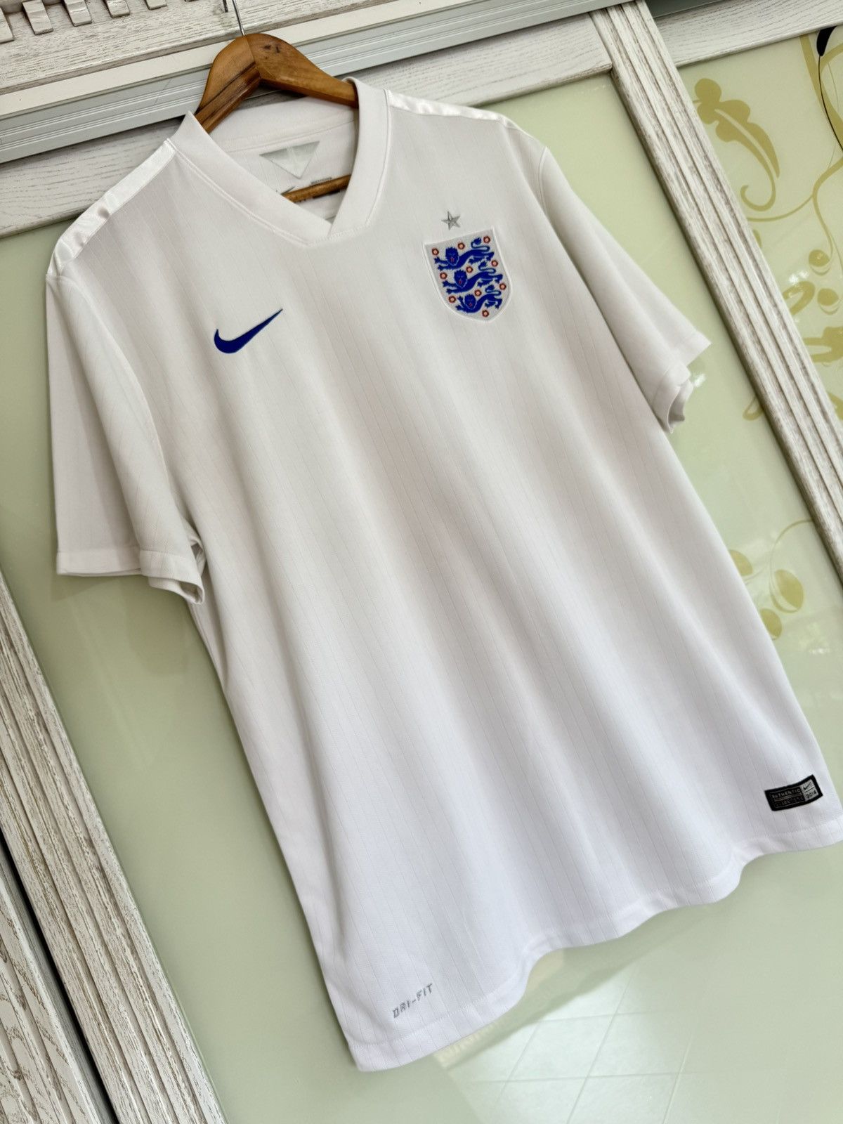 Nike England 2014-2015 Home Soccer Jersey Football Kit Shirt Size US XL / EU 56 / 4 - 4 Thumbnail