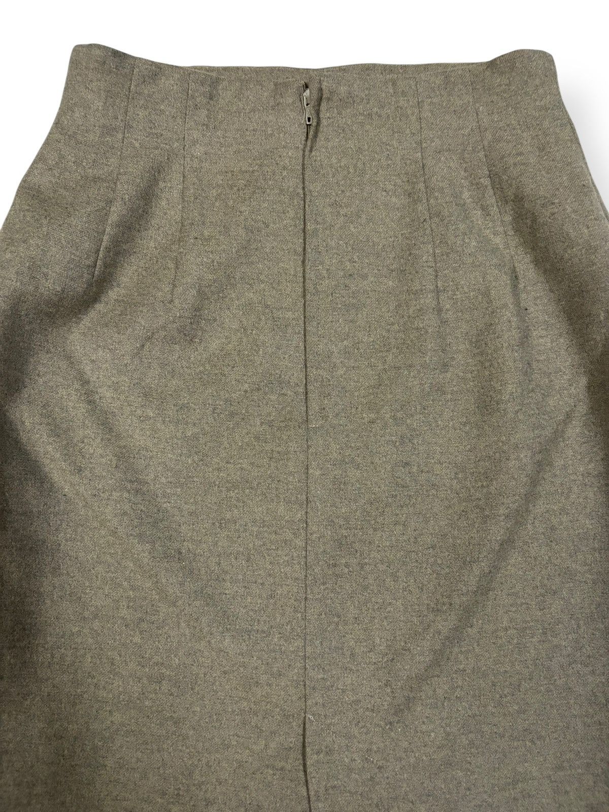 Margaret Howell Margaret Howell Wool Pleated Pencil Skirt in Khaki Green Size 24" / US 00 / IT 34 - 3 Thumbnail