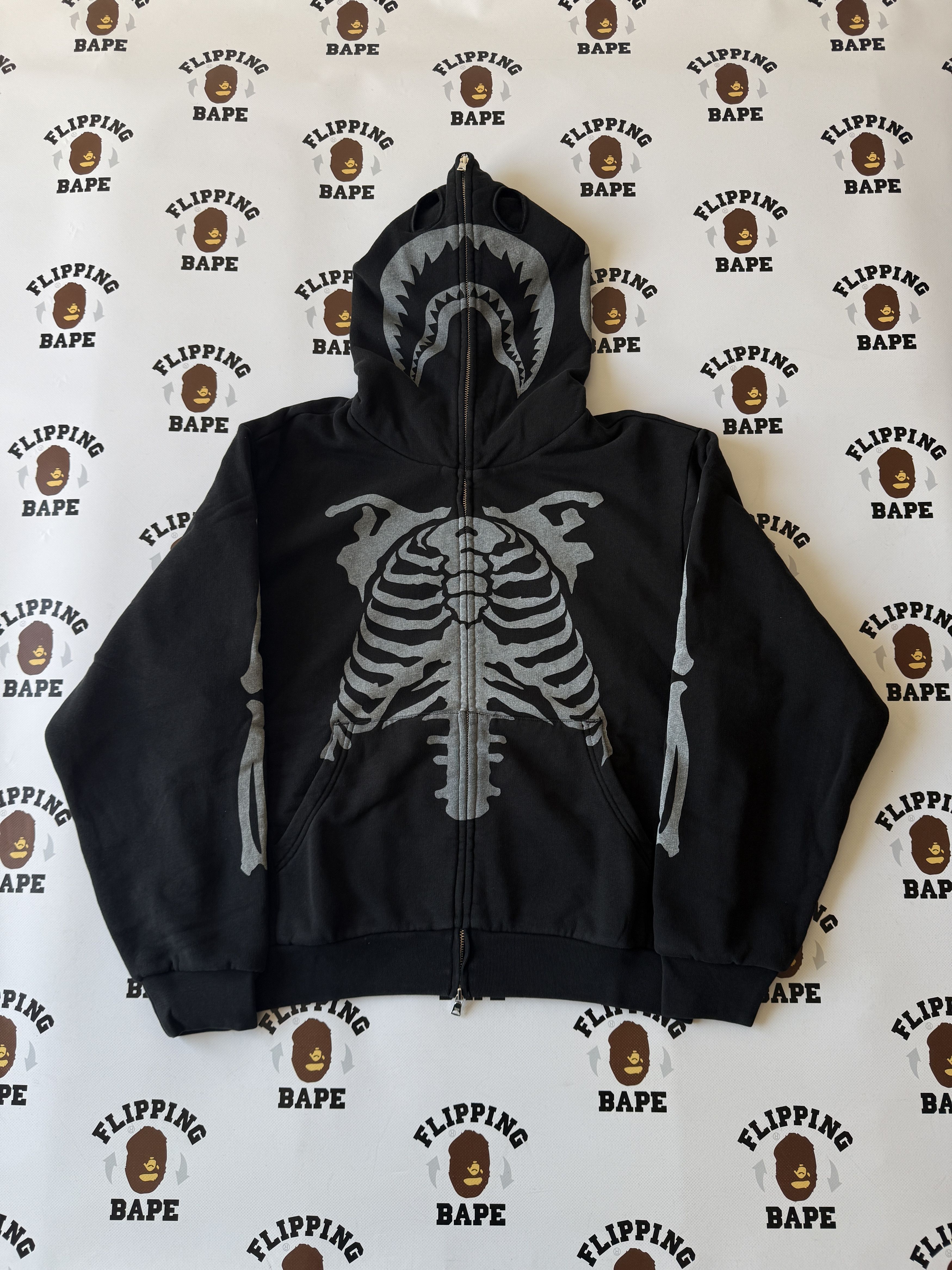 Bape BAPE SKELETON SHARK HEAVY WASHED CROPPED FIT FULL ZIP HOODIE Size US XL / EU 56 / 4 - 1 Thumbnail