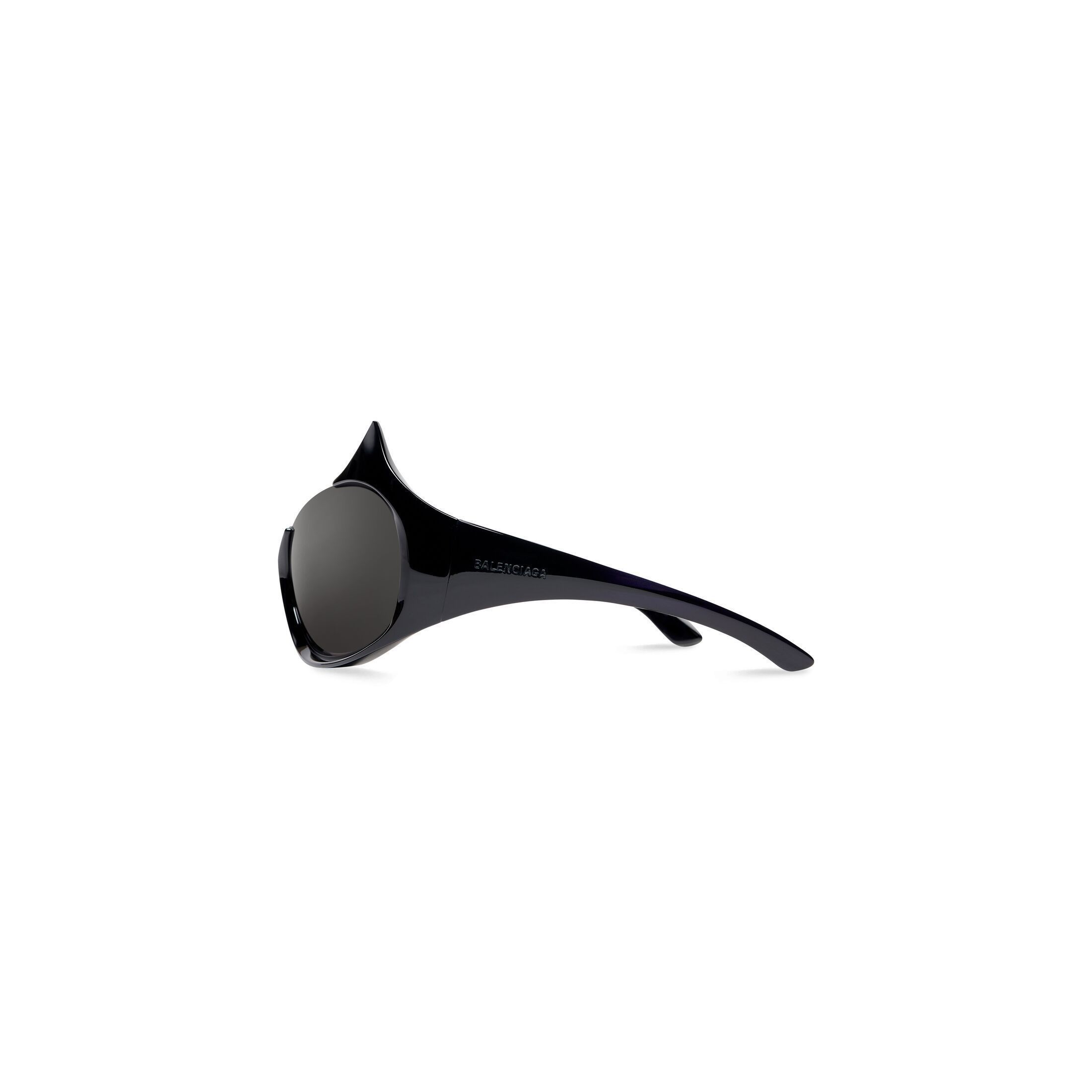 Balenciaga o1s1wg110126 Size: OS / Gotham Cat Sunglasses in Black Size ONE SIZE - 3 Thumbnail