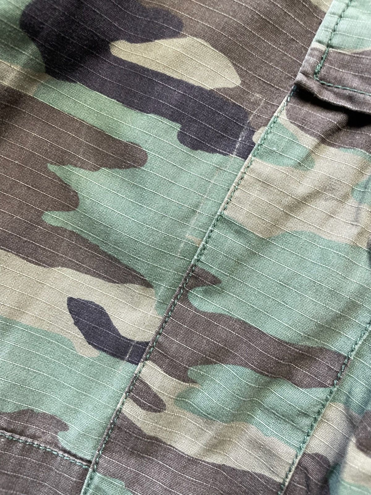 Tommy Hilfiger × Vintage Vintage Tommy Hilfiger cargo shorts camo size W29 Size US 29 - 6 Thumbnail