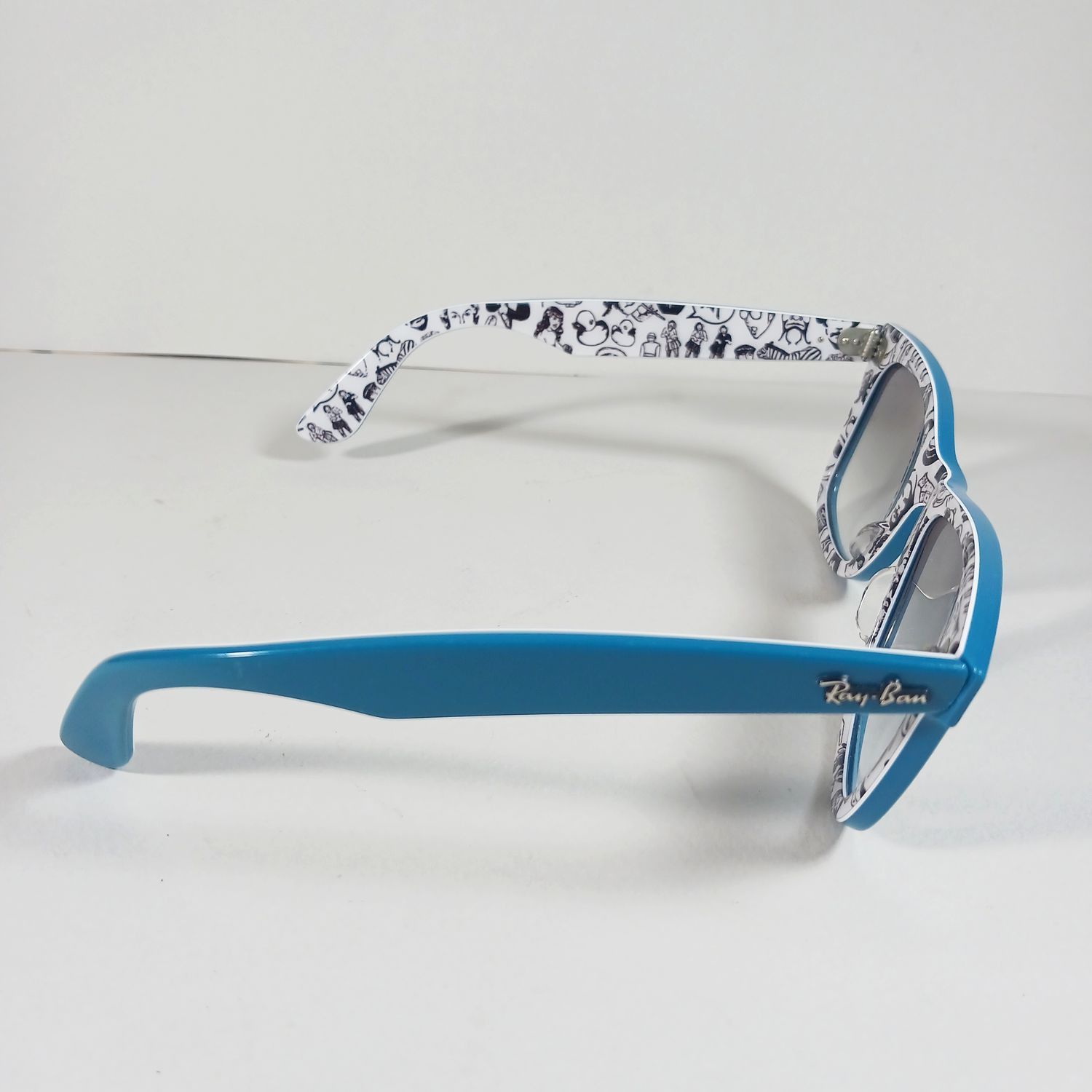 RayBan Ray Ban RB2140 Blue Comics Special Series Sunglasses w/Case Size ONE SIZE - 6 Thumbnail