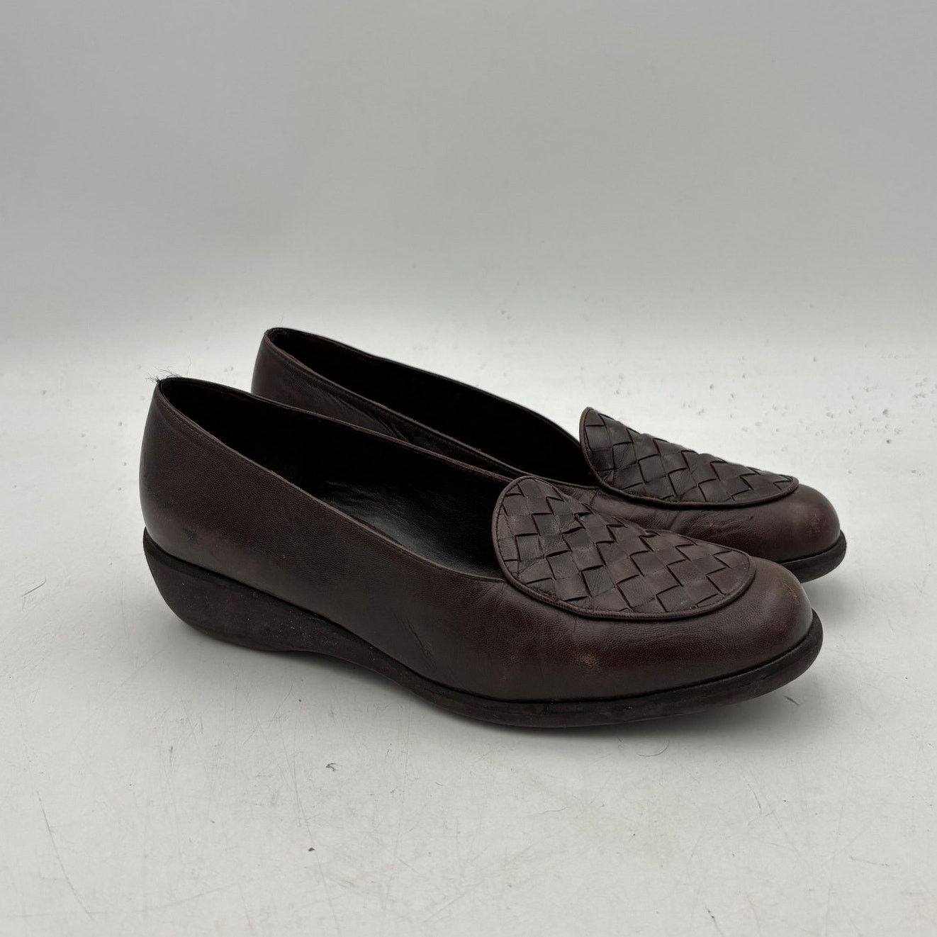 Bottega Veneta Bottega Veneta Intrecciato Woven Leather Loafers Women's 6B Size US 6 / IT 36 - 1 Thumbnail