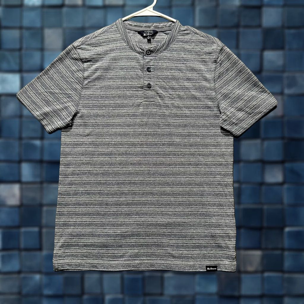 Ben Sherman Ben Sherman Shirt Mens Small Blue Striped Henley Crew Short Sleeve Casual Tee Size US S / EU 44-46 / 1 - 1 Thumbnail