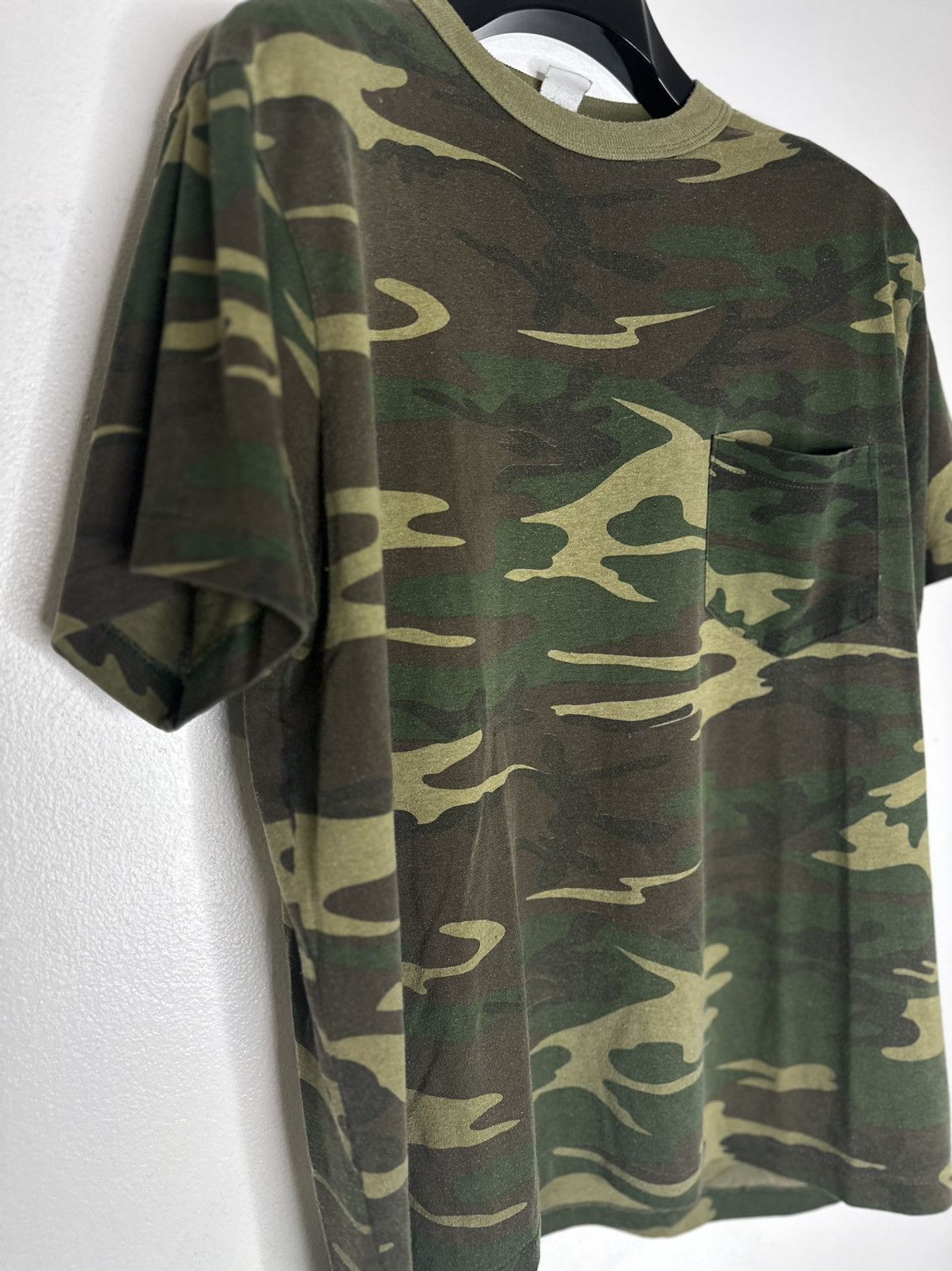 Vintage 80’s Single Stitch Camo T-shirt Size US L / EU 52-54 / 3 - 2 Thumbnail