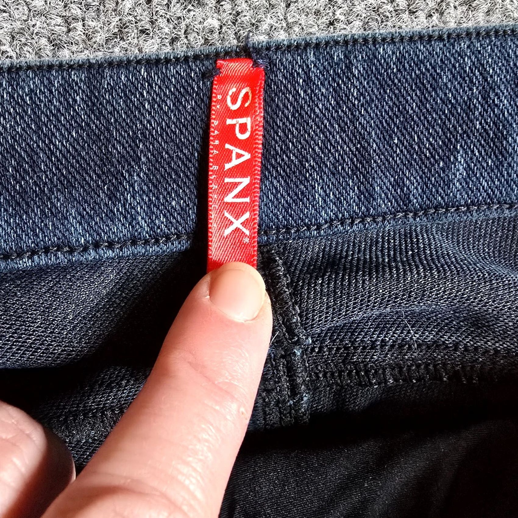 Spanx Spanx Jeans Womens XL Blue Pull On Stretch Skinny Legging Ankle Mid Rise Casual Womens Jeans Size 40" / US 18 - 3 Thumbnail