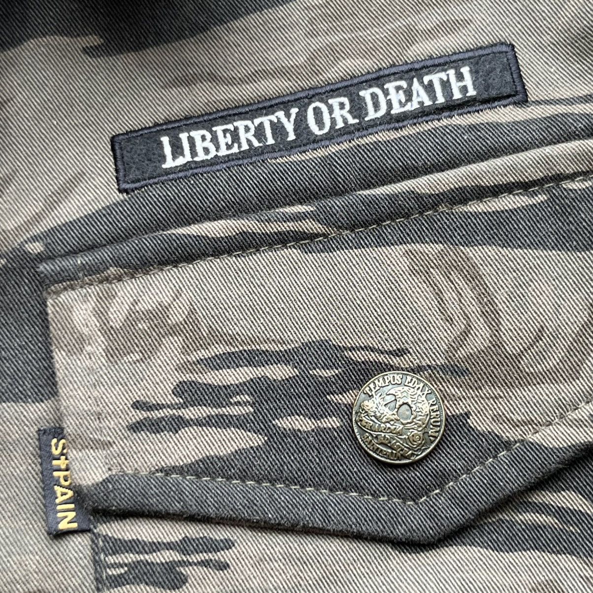 Japanese Brand SAINT PAINT TIGER STRIPES CAMO DECK JACKET like WAVKO MARIA Size US S / EU 44-46 / 1 - 5 Thumbnail