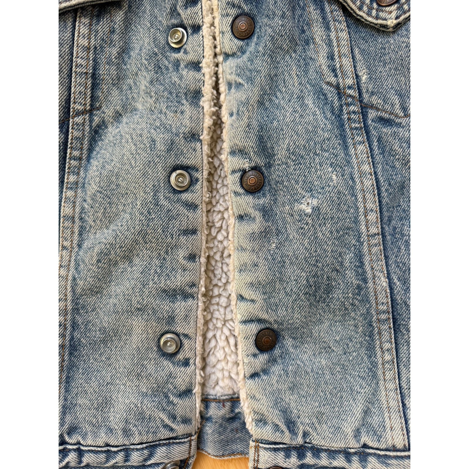 Levi's Vintage 90s Levi's Sherpa Lined Blue Denim Jacket Men's 34R Size US M / EU 48-50 / 2 - 9 Thumbnail