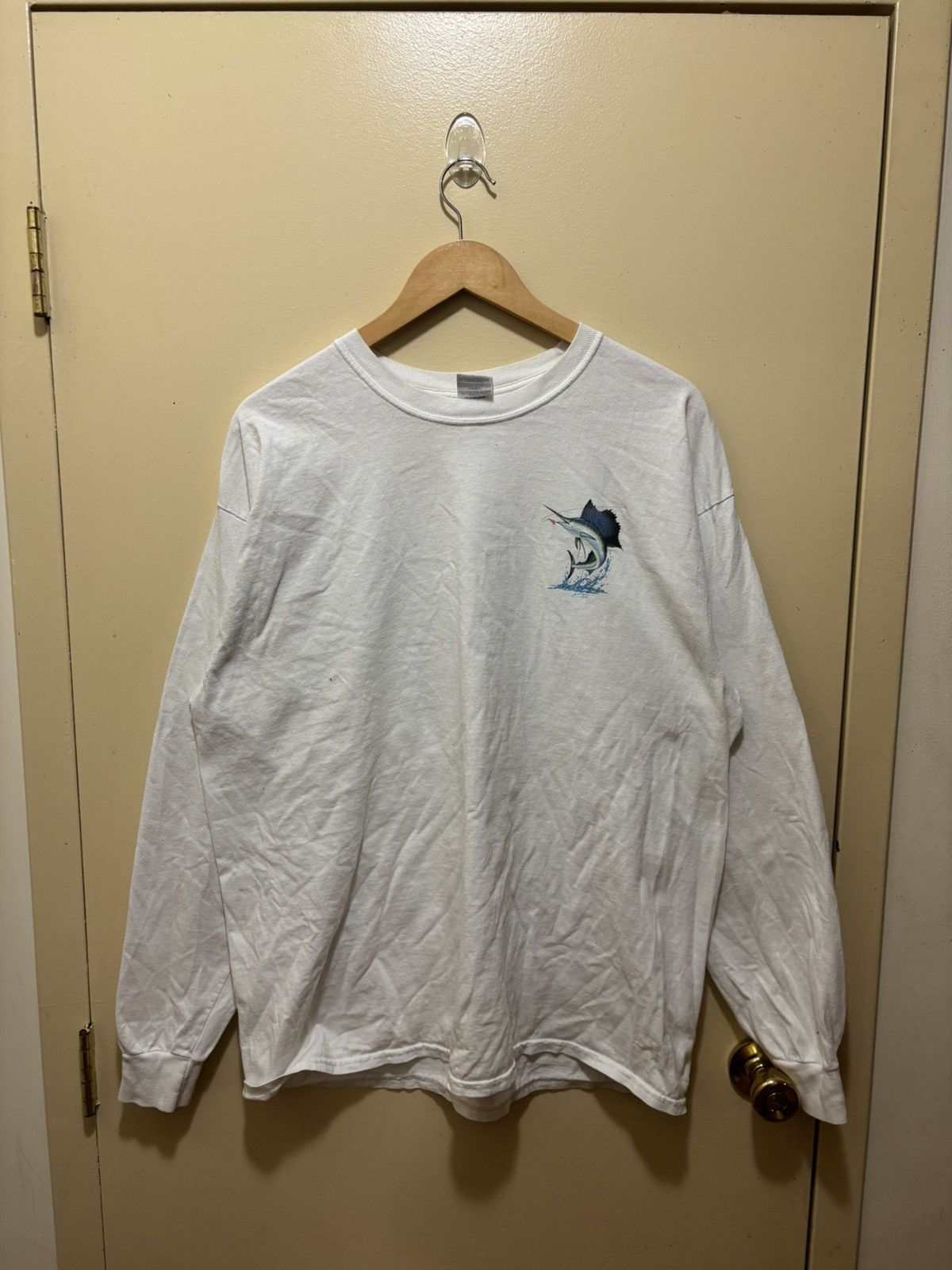 Gildan Just Hook Em T-shirt Vintage Swordfish Fishing Size US XL / EU 56 / 4 - 1 Thumbnail