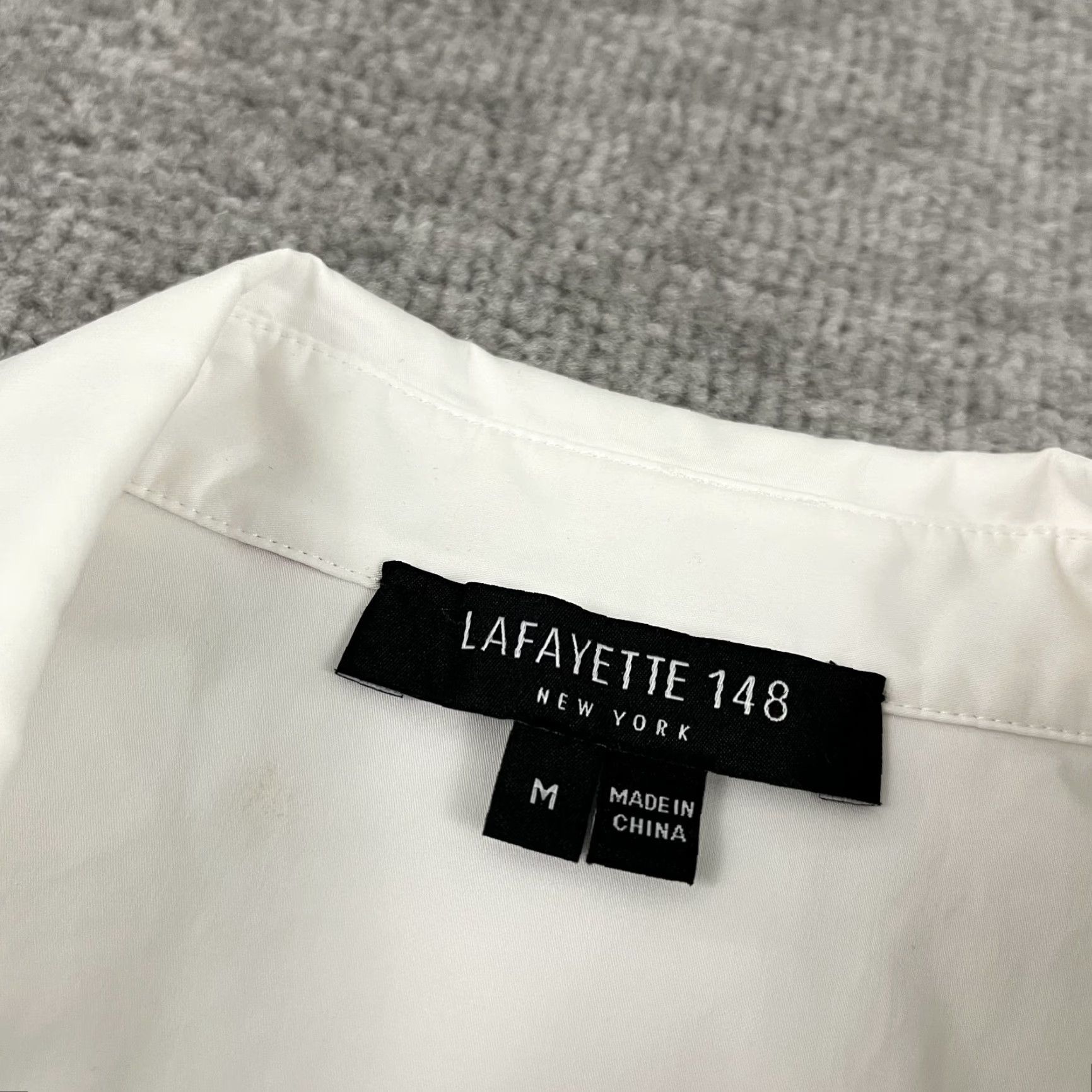 Vintage VINTAGE Lafayette 148 New York Shirt Womens Medium White Embroidered Button-Up Casual Business Wear Size M / US 6-8 / IT 42-44 - 2 Thumbnail