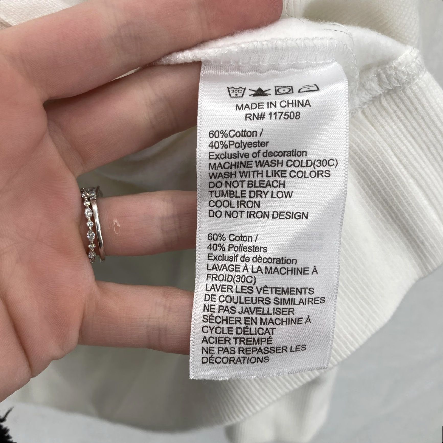 KangaROOS Columbia Hoodie Womens XL White Sunset Graphic Pullover Kangaroo Pocket Fleece Size XL / US 12-14 / IT 48-50 - 7 Thumbnail