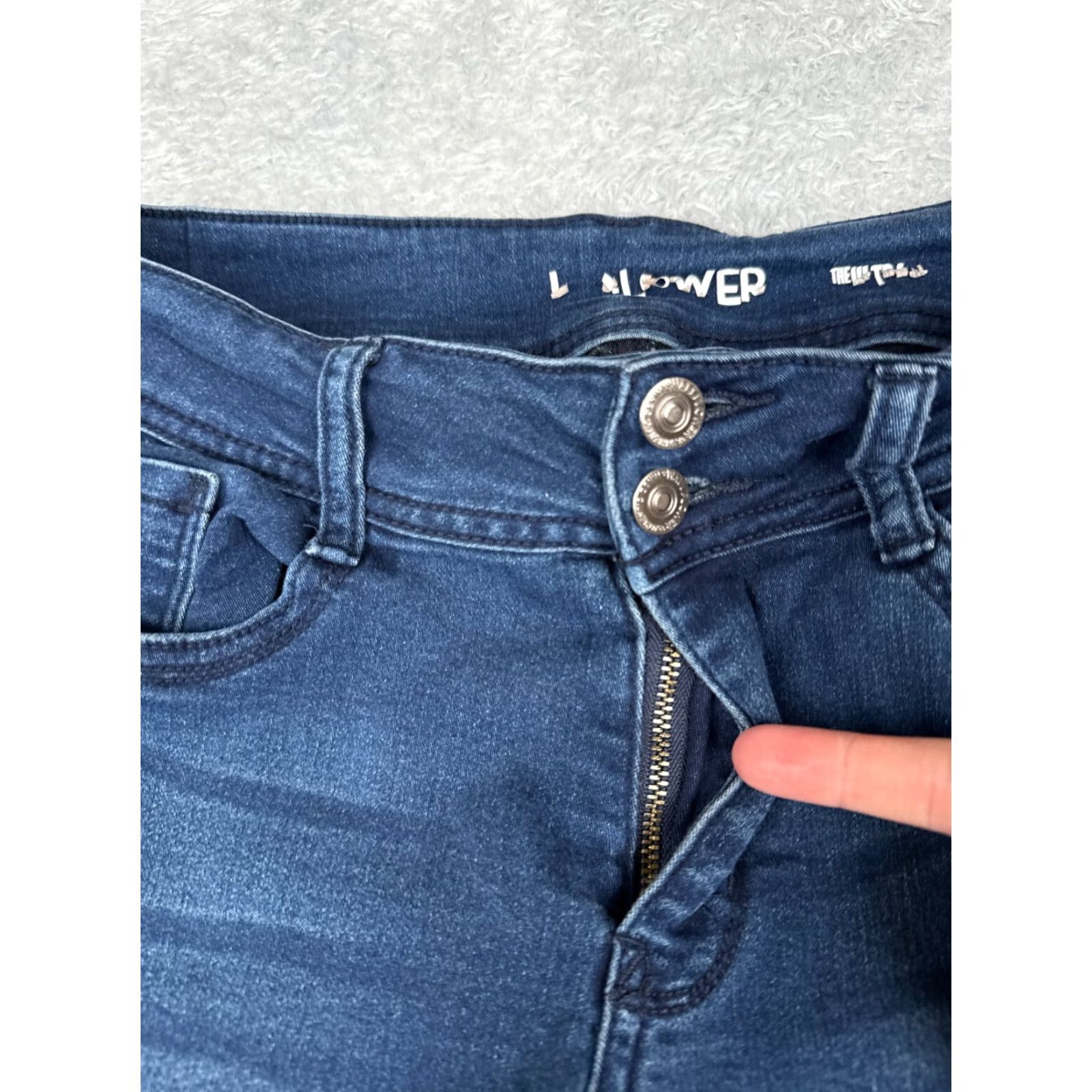 Vintage Wallflower Jeans Juniors 9 Blue Denim Insta Soft Ultra Skinny Low Rise 27x28 Size 30" / US 8 / IT 44 - 5 Thumbnail