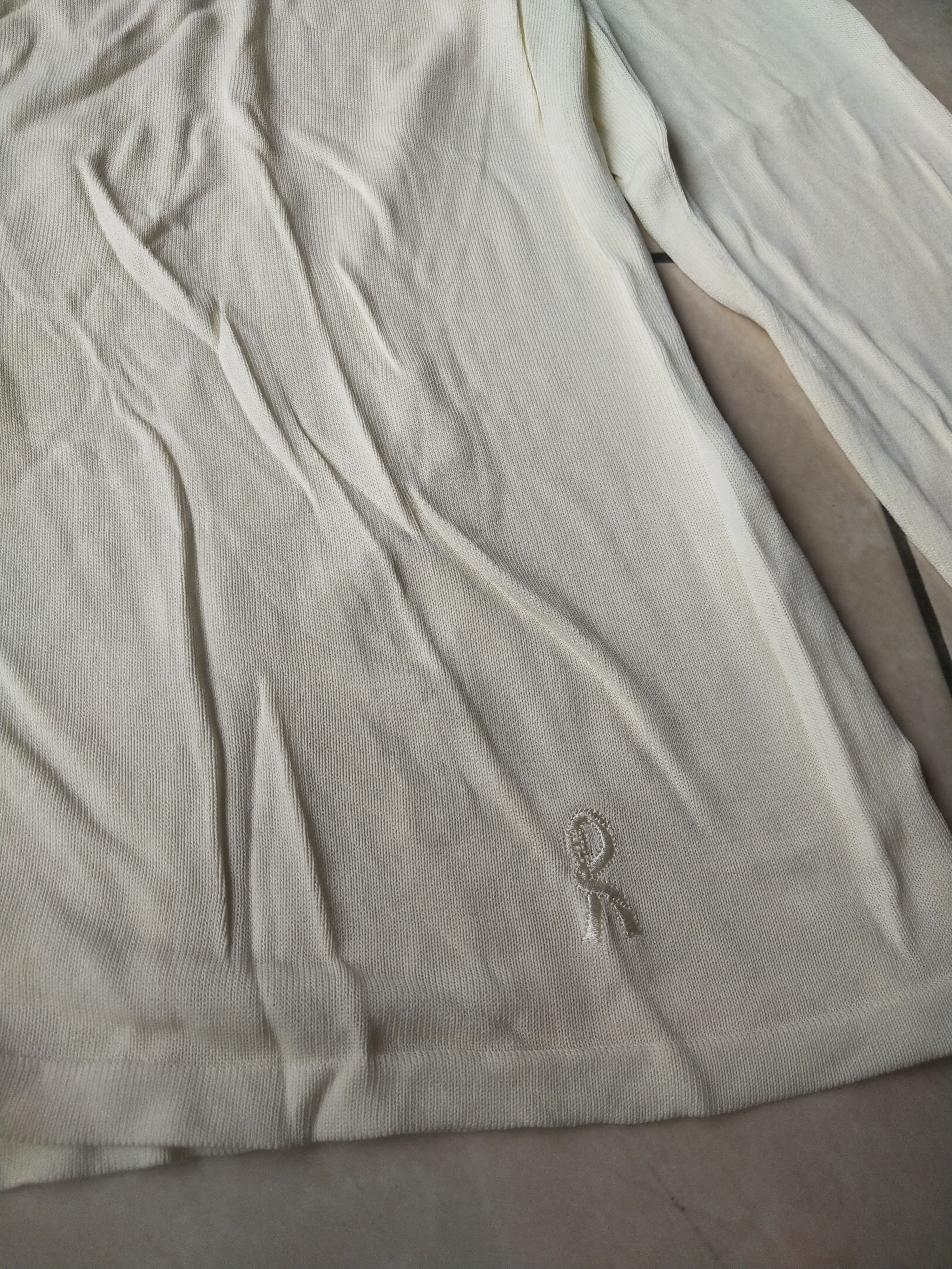 Roberta di Camerino Vintage 90s Roberta Di Camerino Fine Knit Cardigan Cream Size M / US 6-8 / IT 42-44 - 4 Thumbnail