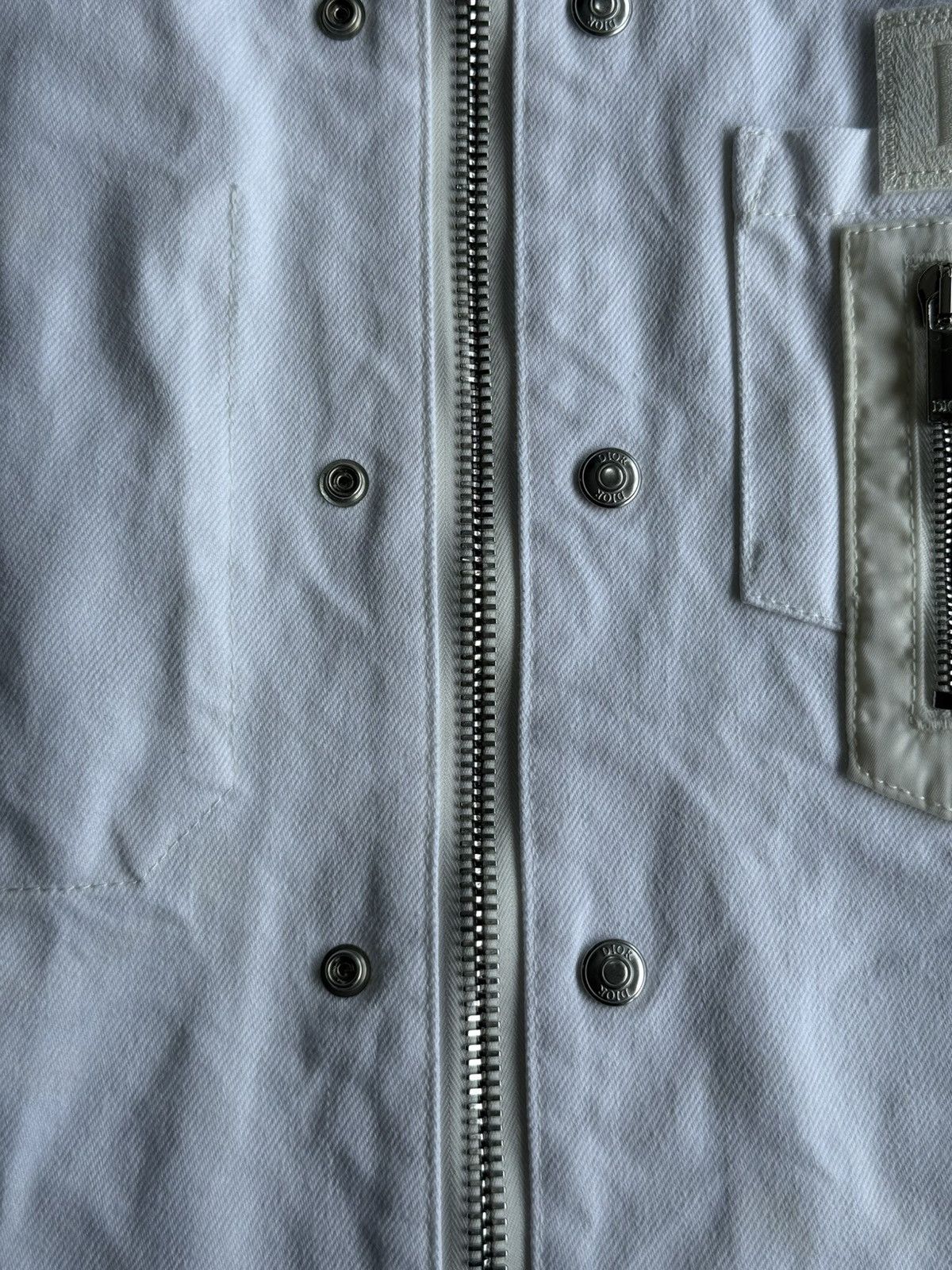 Dior × Sacai Dior x Sacai - Multi Buttons White Denim Jacket Size US M / EU 48-50 / 2 - 8 Thumbnail